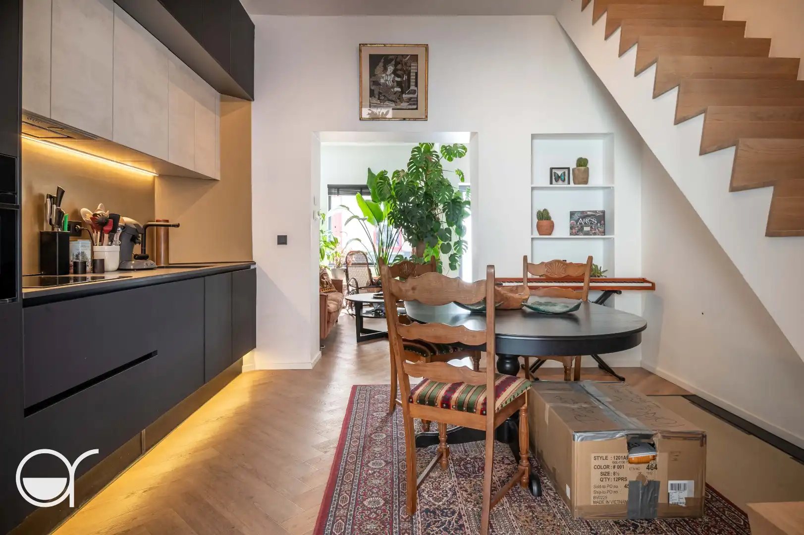 Volledig gerenoveerde woning gelegen aan het klein begijnhof. foto 2