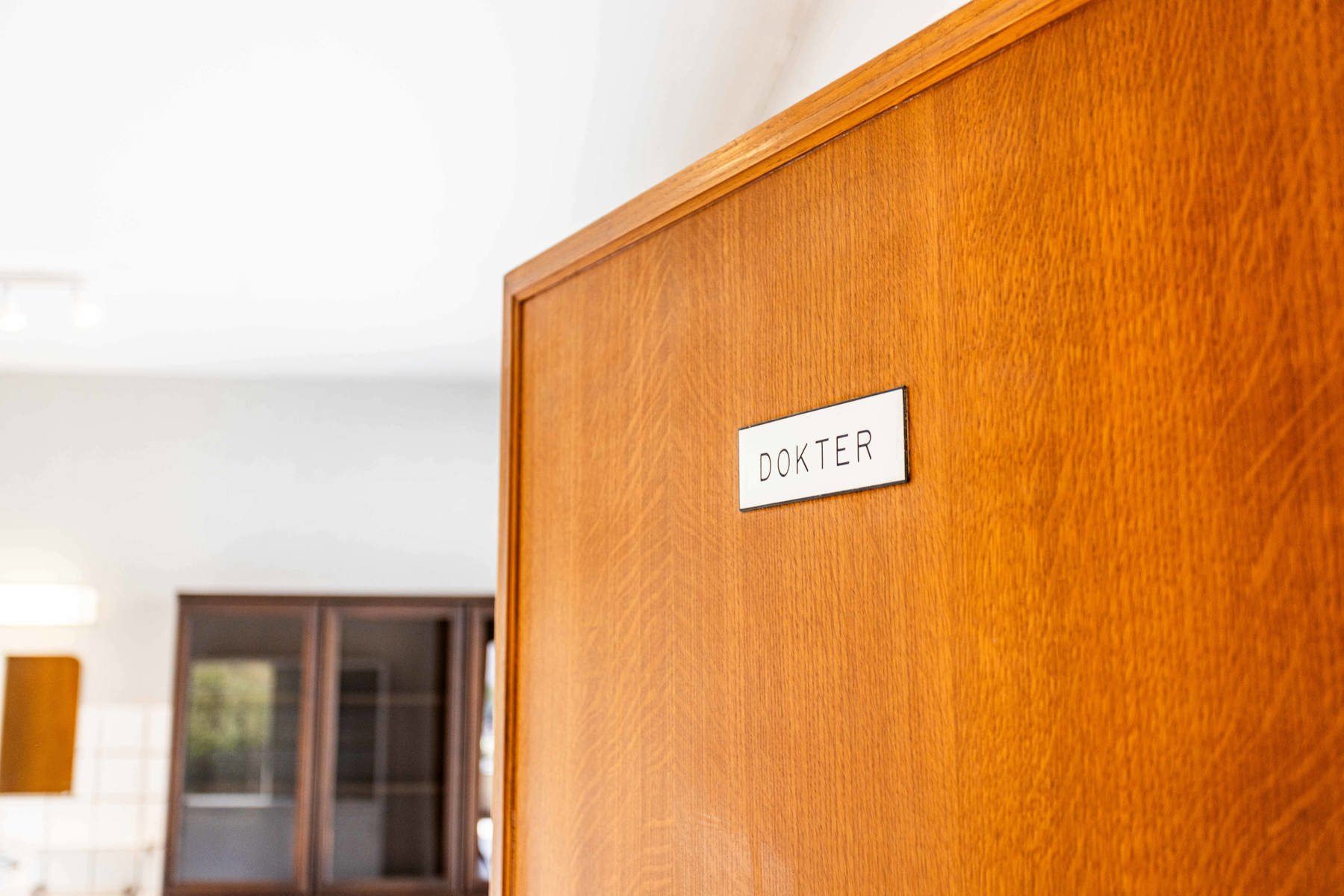 Statige woning met 7 slaapkamers + tuin op 2430 m2 foto 8