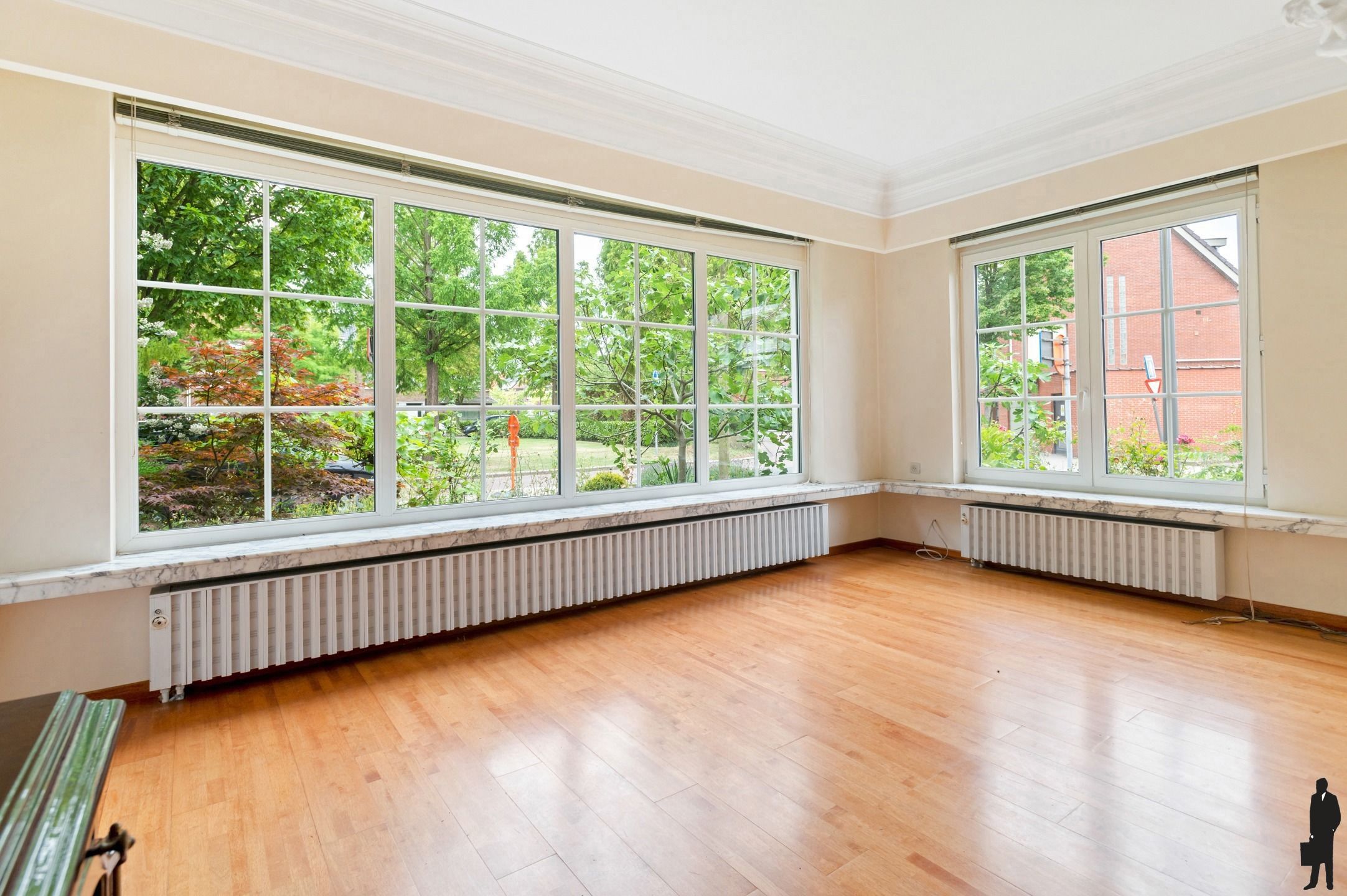 Lichte woning met tuin, garage en 4 slaapkamers foto 3