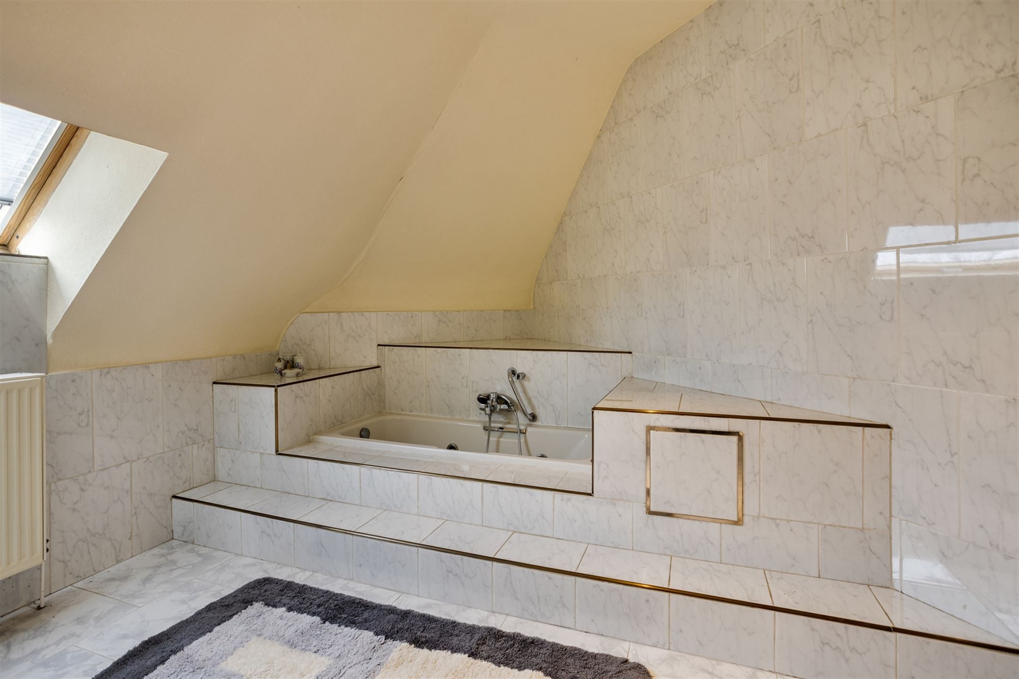 Karaktervolle villa met  4 slaapkamers  foto 36