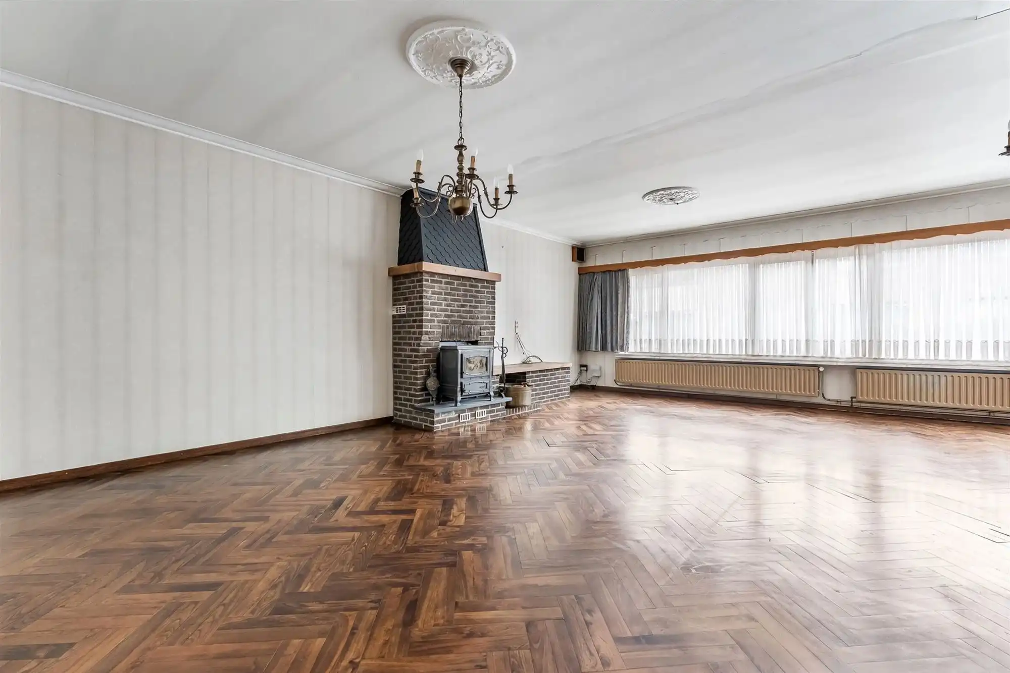 CENTRAAL GELEGEN, RUIME WONING (415M2) foto 4