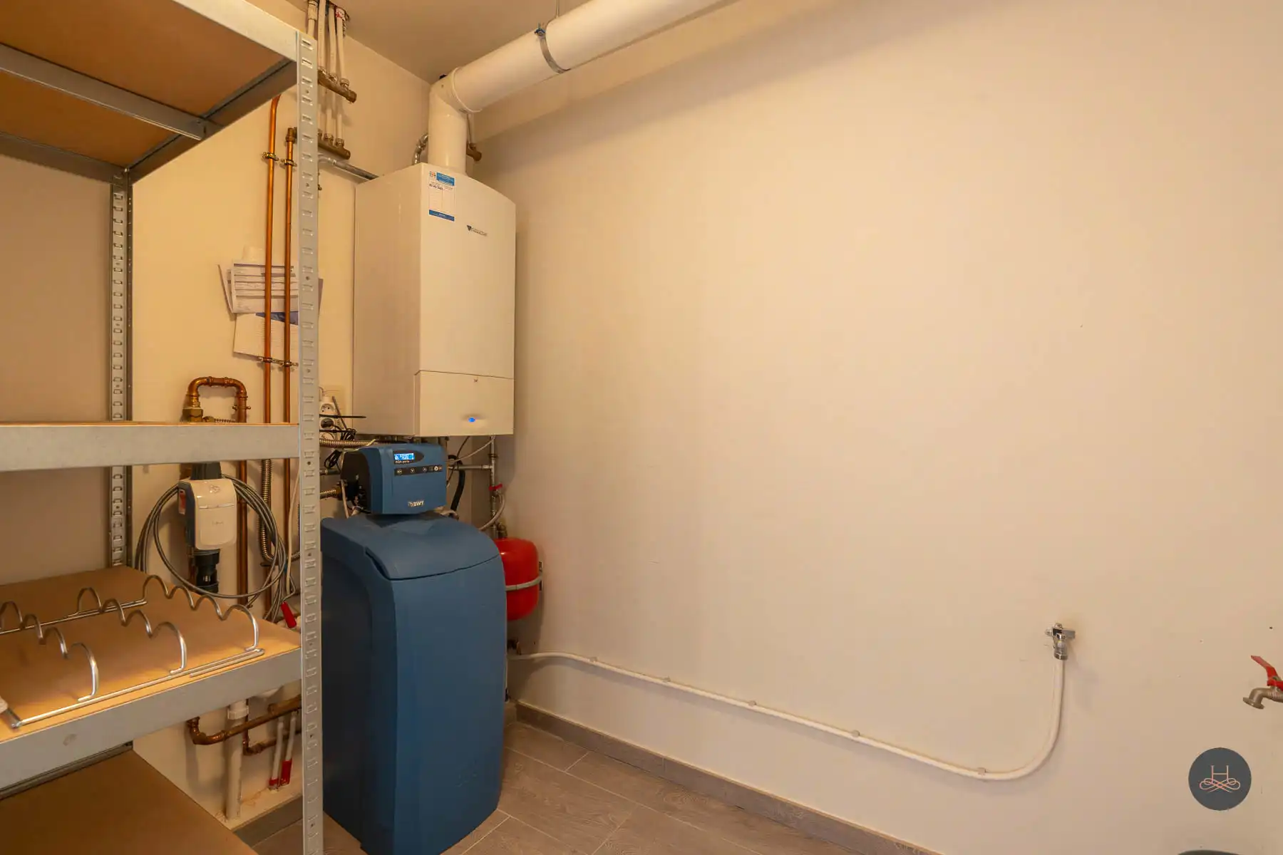 Zeer ruim triplex-appartement met 3 slaapkamers foto 12