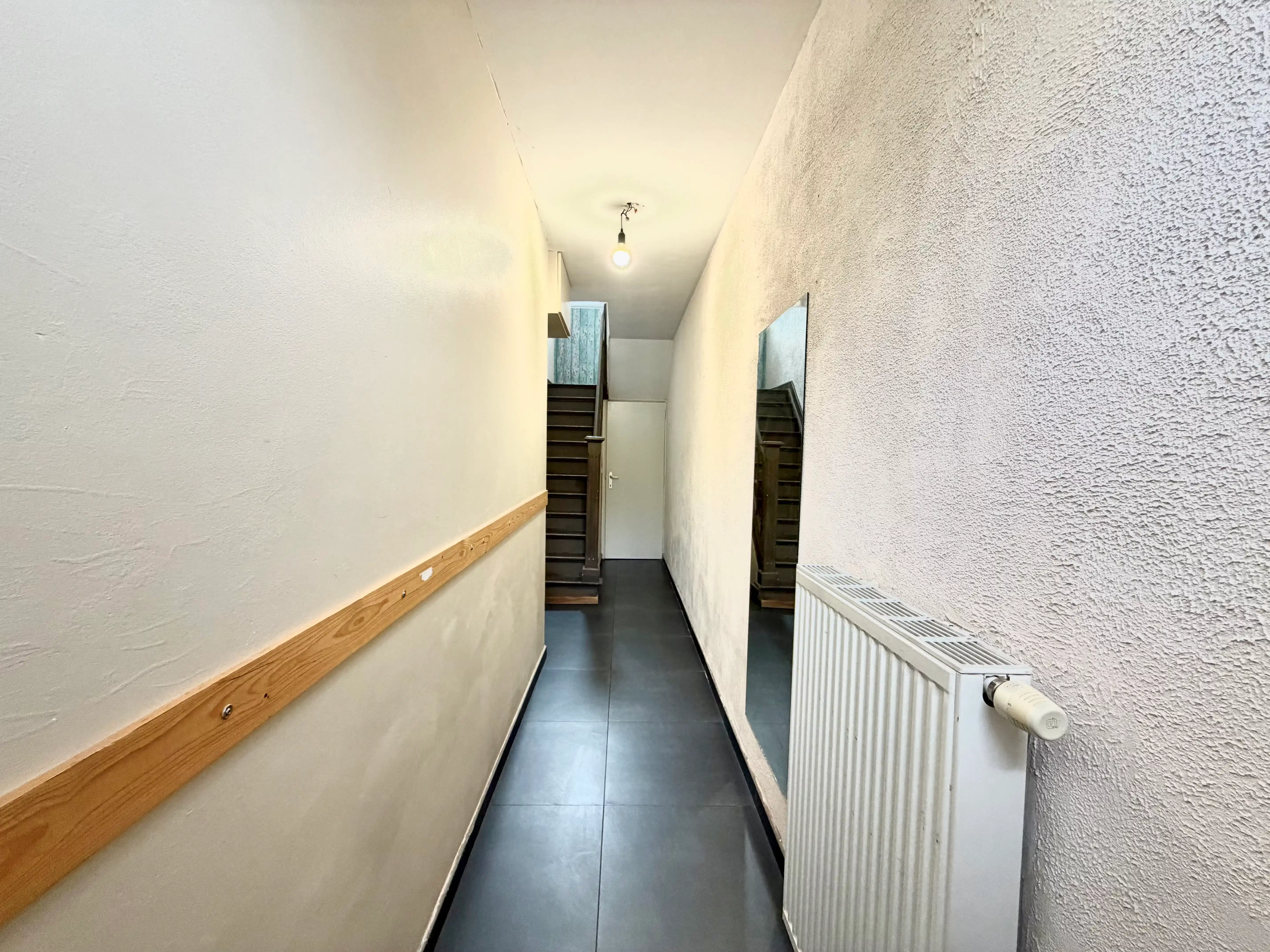 Charmante stadswoning dichtbij het centrum van Eeklo te huur foto 5