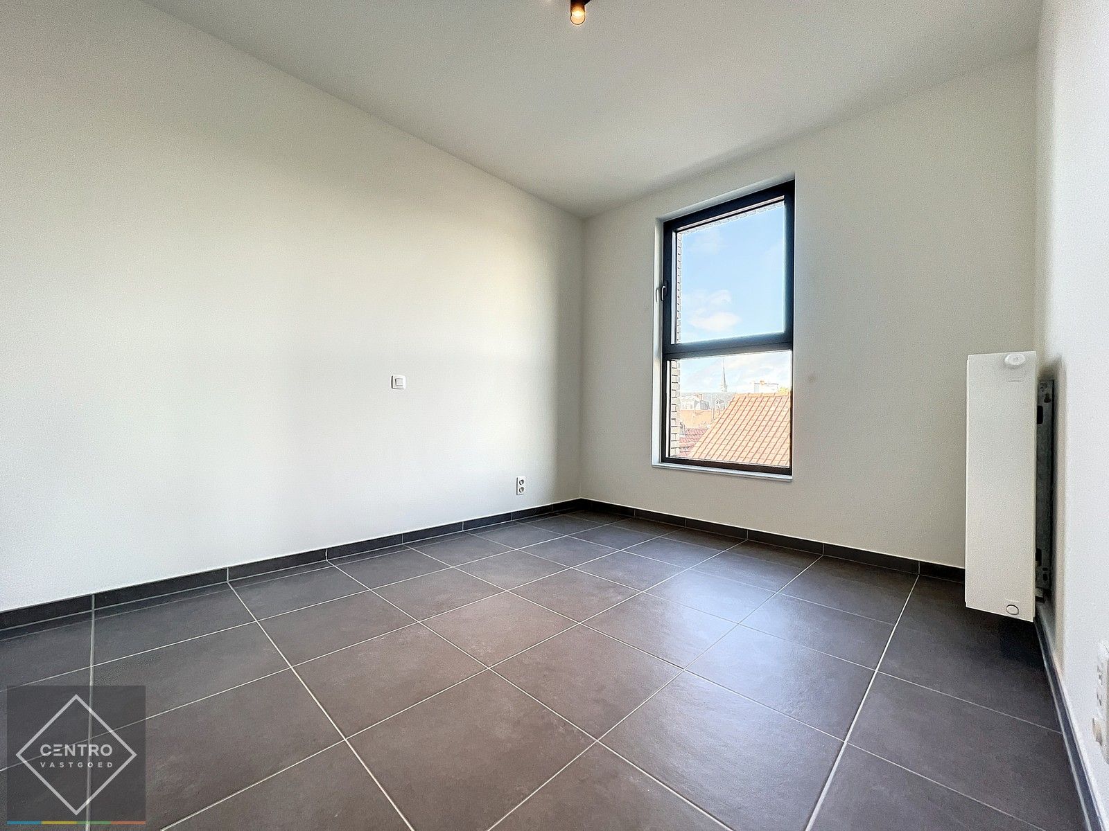 NB-appartement (103m²) met RUIM zonneterras (26m²) pal in het CENTRUM van Kortrijk ! Aankoop aan 6% BTW mogelijk! foto 21