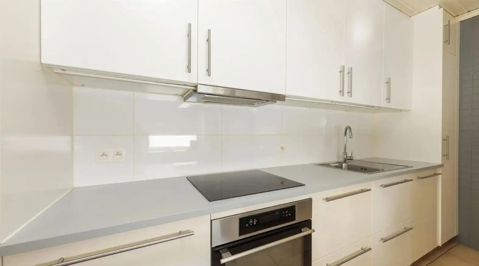 Instapklare half open bebouwing op de Tiense stadsrand foto 5