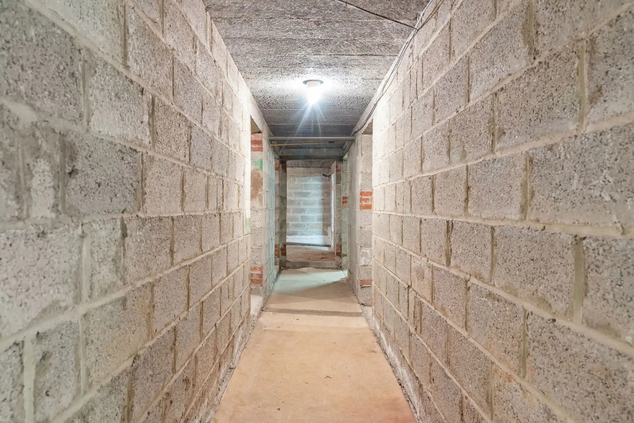 Charmante woning met inpandige garage te Millen foto 30