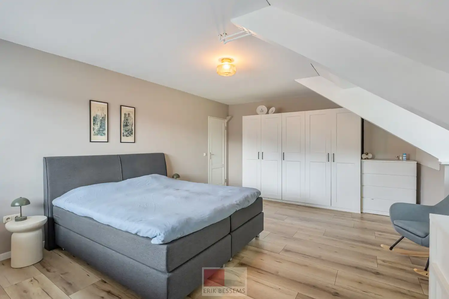 Instapklare gezellige vrijstaande woning met een woonopp. van circa 185 m2 op een perceel van 17a53ca foto 29