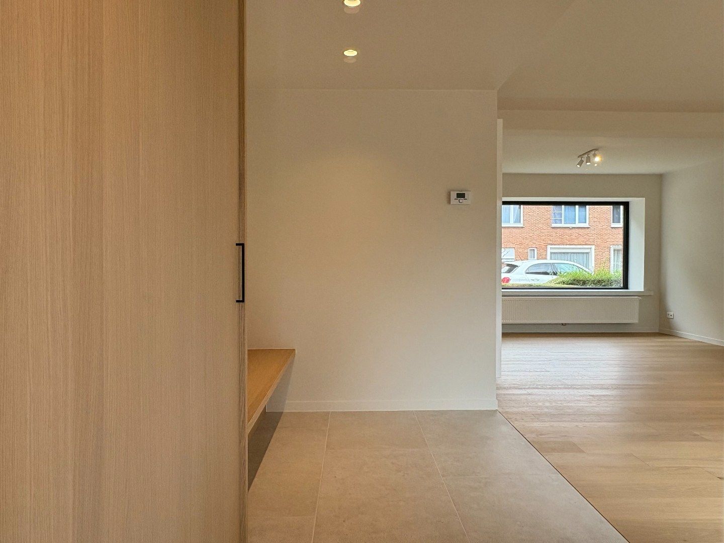 Volledig gerenoveerde woning met hoogwaardige, stijlvolle materialen te koop in Kuurne. foto 9