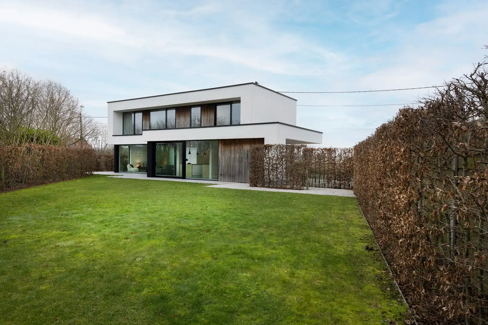 Jonge BEN-woning op rustige, landelijke ligging. foto {{pictureIndex}}