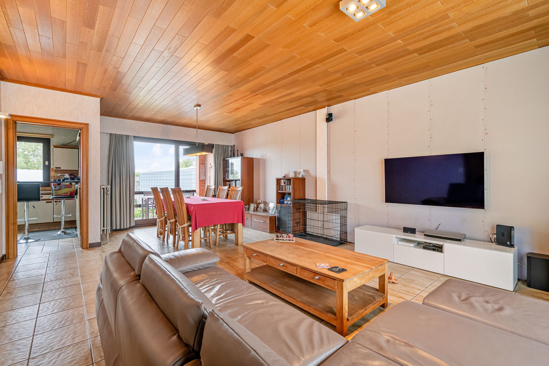 Gerenoveerde Instapklare bel-etage woning met tuin foto 3