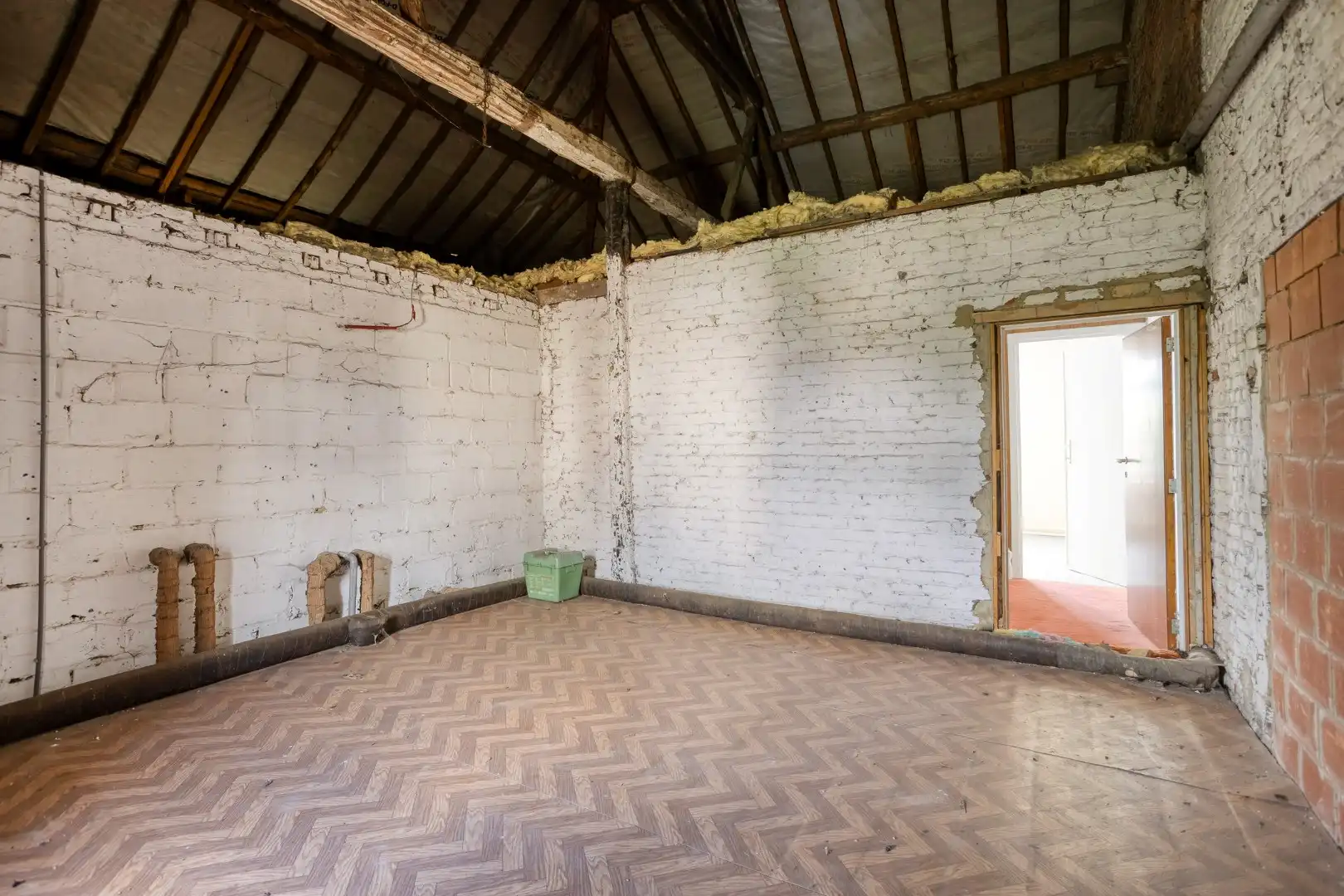 TE RENOVEREN WONING met 2/3/4 slaapkamers en tuin – 1640 SINT-GENESIUS-RODE foto 24