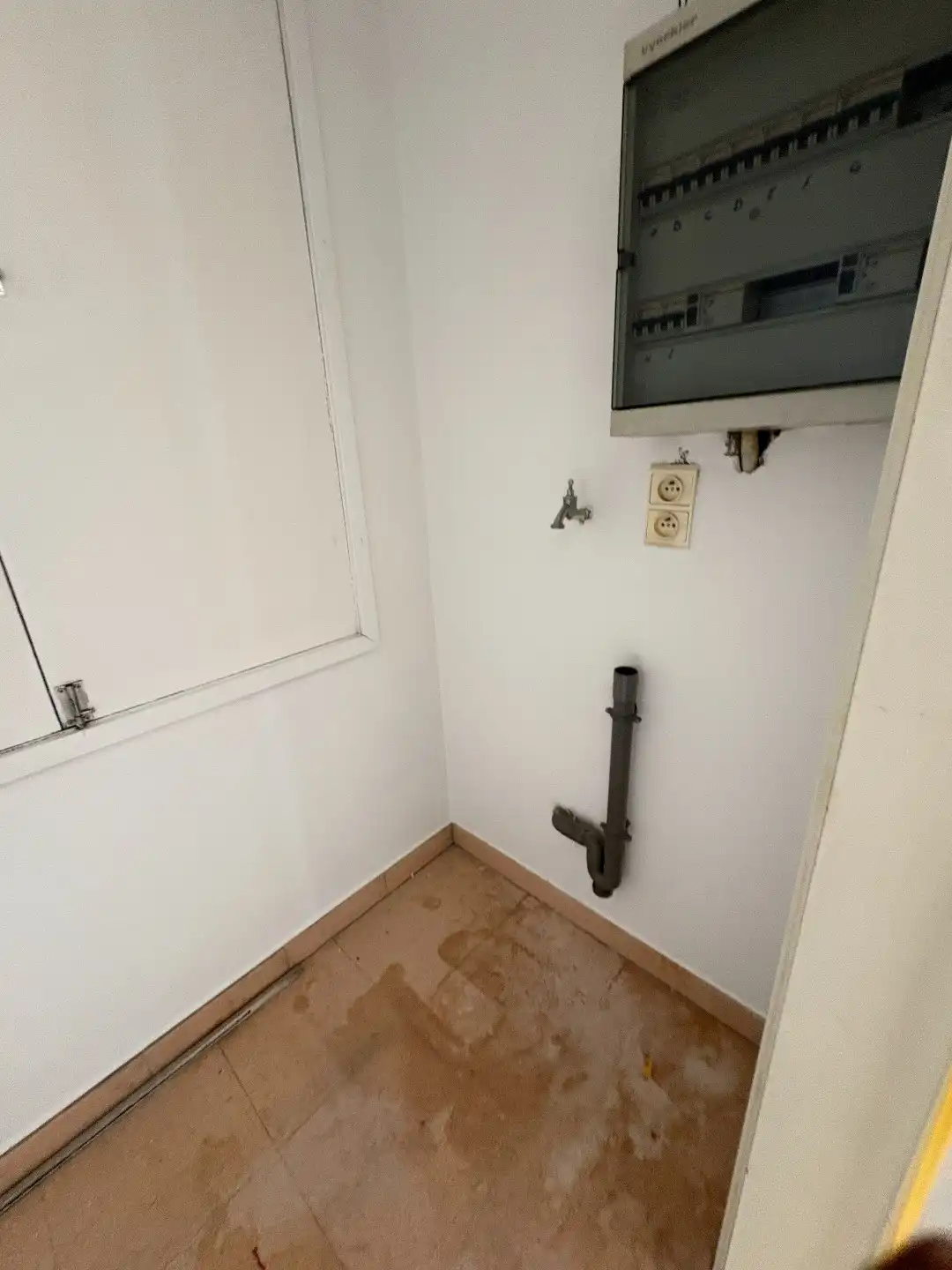 Ruime studio met groot terras en garagebox!  foto 8