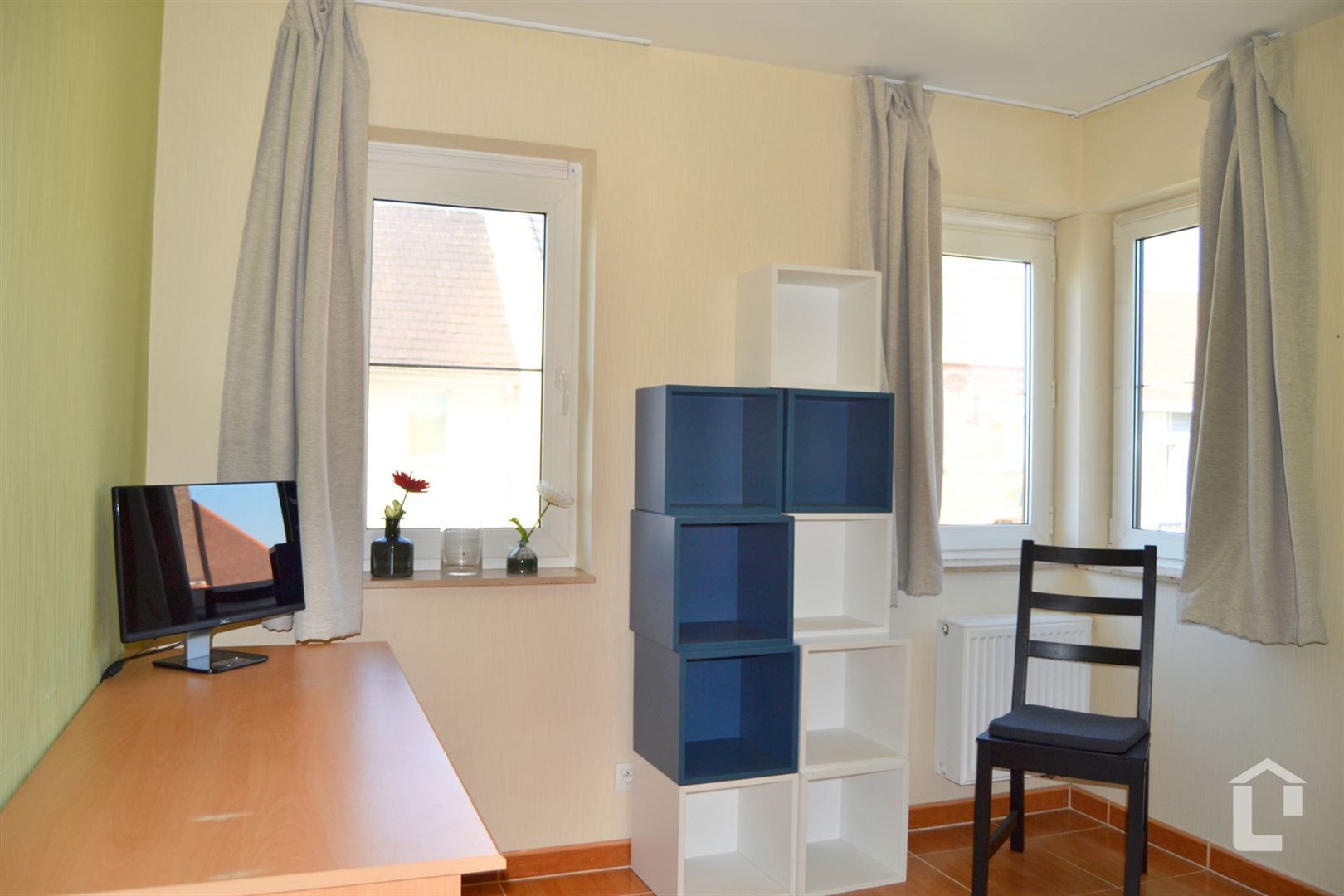 Recent 2-slaapkamer appartement met zonnig terras te Zingem foto 10