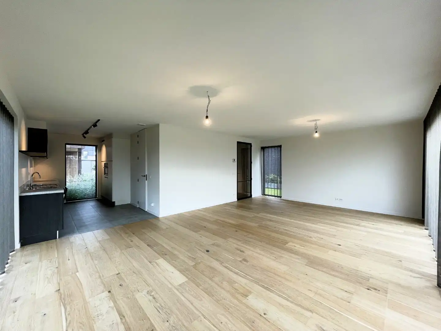 Energiezuinige, nieuwbouw villa te huur te Roeselare foto 4