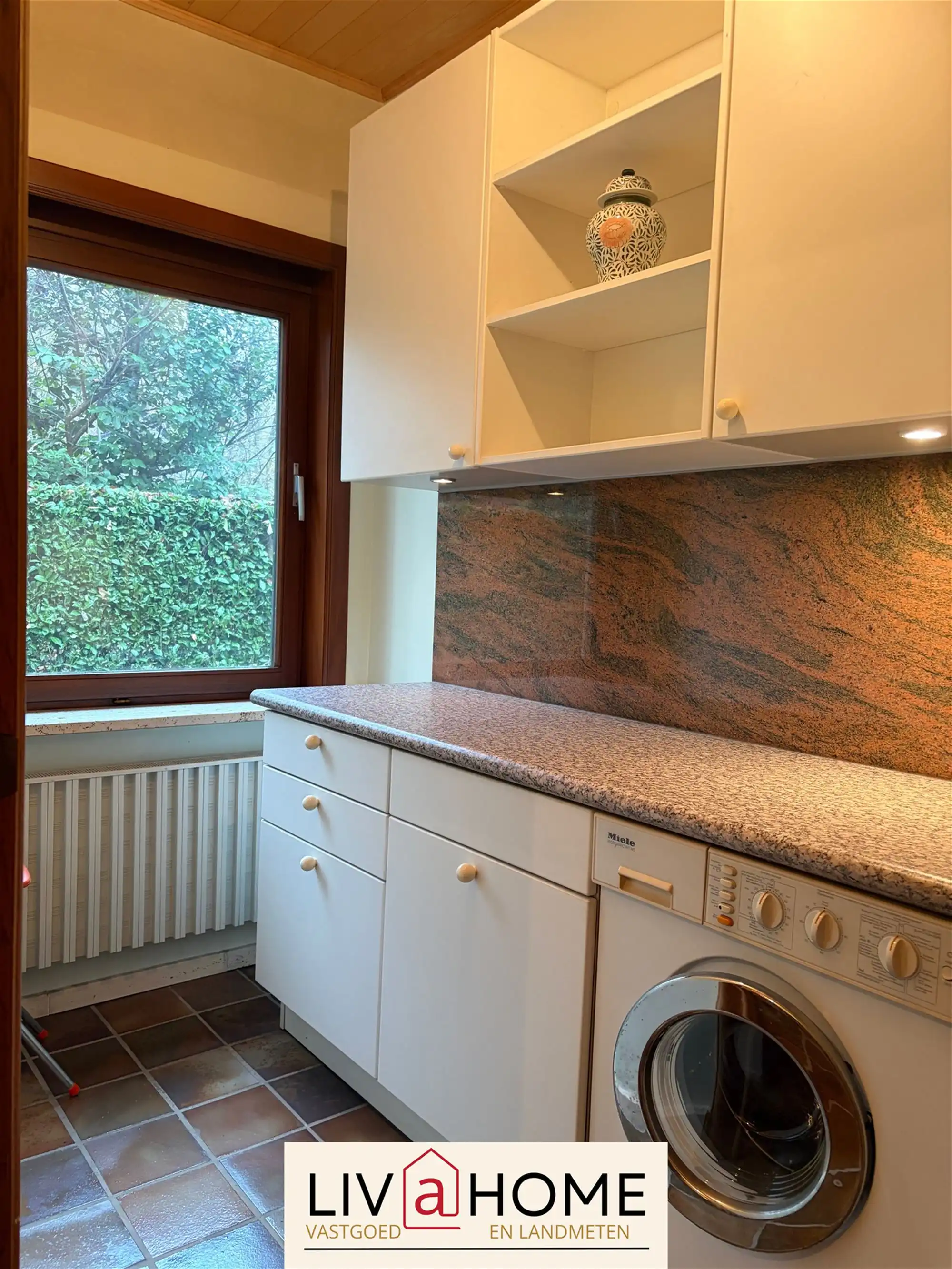 ZEER CHARMANTE VILLA MET OVERDEKT ZWEMBAD EN UNIEKE LIGGING! foto 11