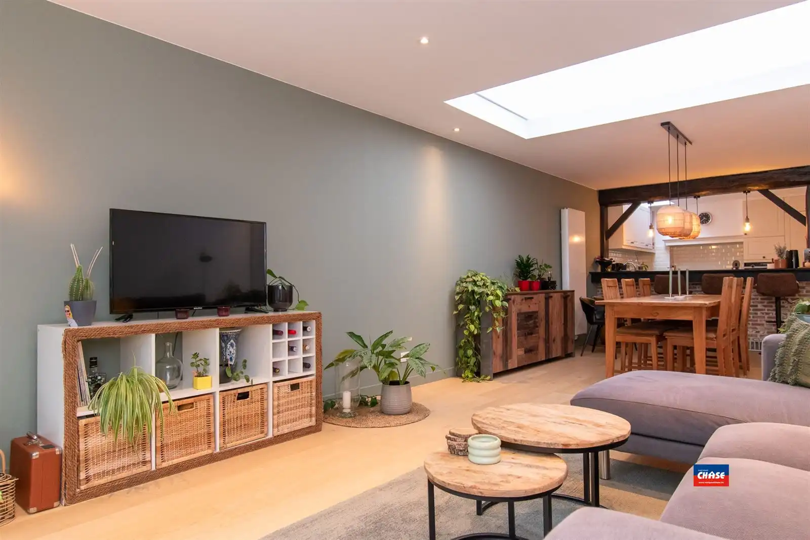 Gerenoveerde gezinswoning foto 2