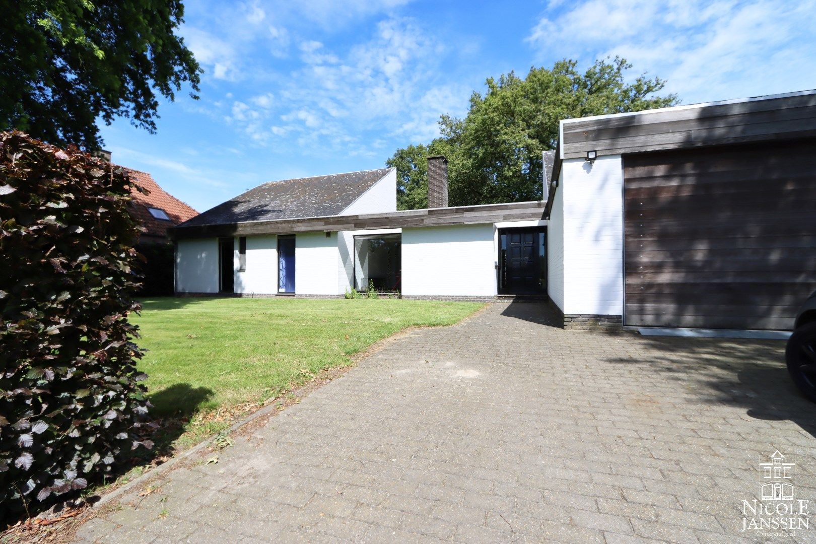 Moderne gezinswoning met mooi terras en vrij uitzicht aan voor- en achterzijde foto 34