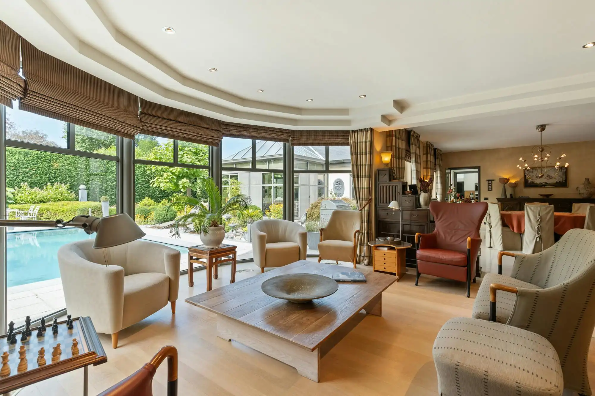 Exclusieve villa met praktijkruimte op toplocatie in Genk foto 8