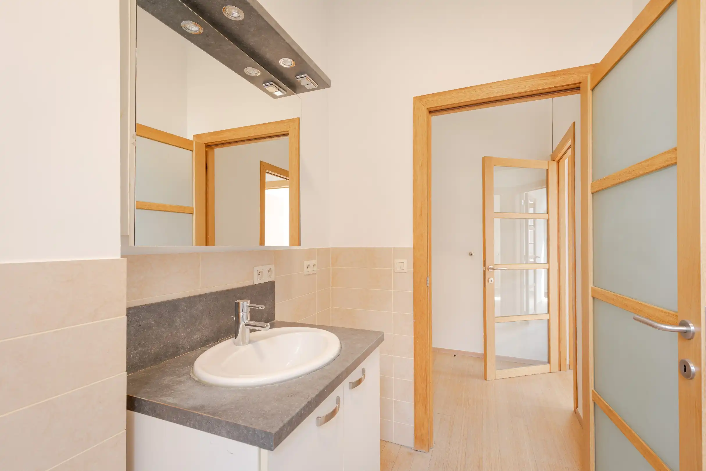 één-slaapkamer appartement op centrumlocatie!  foto 9