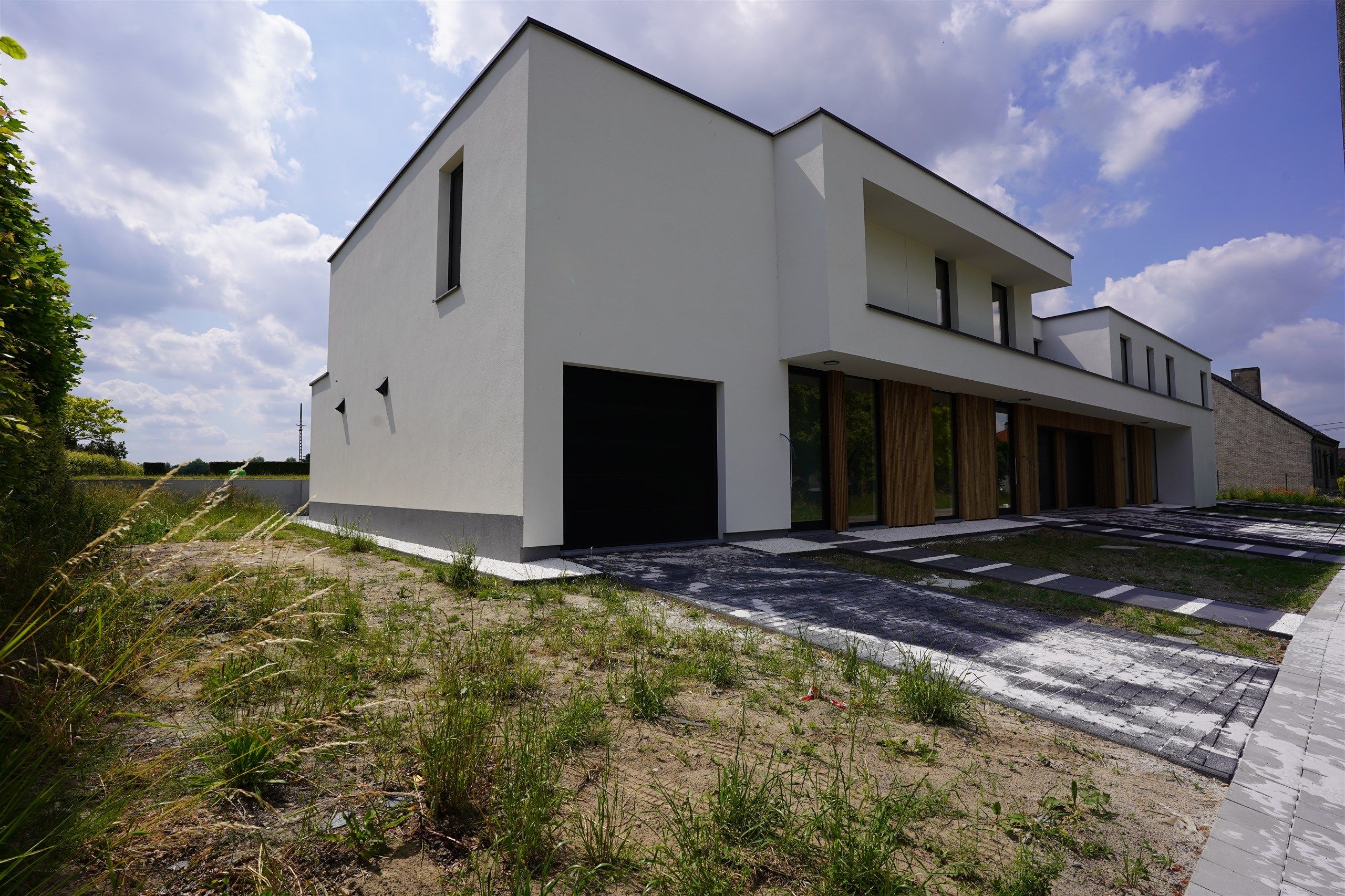 Halfopen NIEUWBOUW op 561 m² – Ruimte, Licht en Leefcomfort foto 2