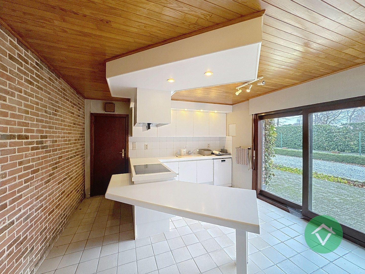 Alleenstaande woning met vele mogelijkheden te Ichtegem  foto 4