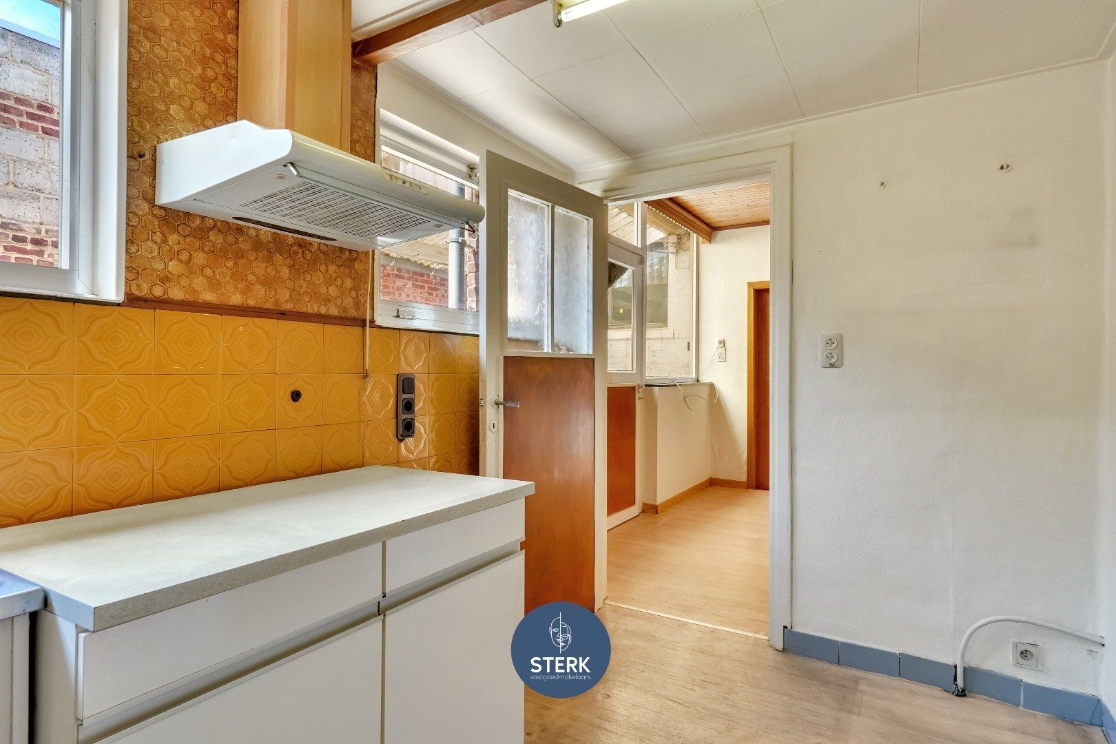 TE RENOVEREN WONING MET DIEPE TUIN OP EEN CENTRALE LOCATIE TE VELDWEZELT !   foto 12