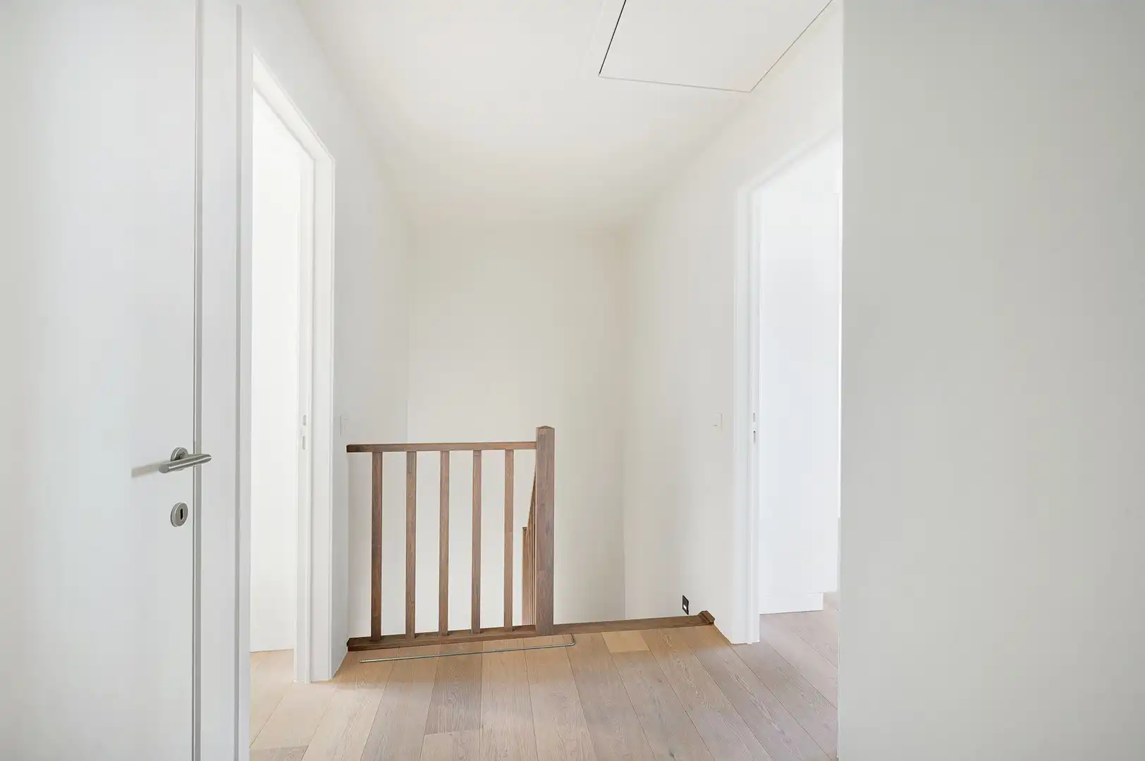 OPENDEUR ZATERDAG 18 APRIL TUSSEN 14U-16U -  Ruime woning met vier slaapkamers en een grote tuin, gelegen in een rustige en aangename omgeving. foto 20