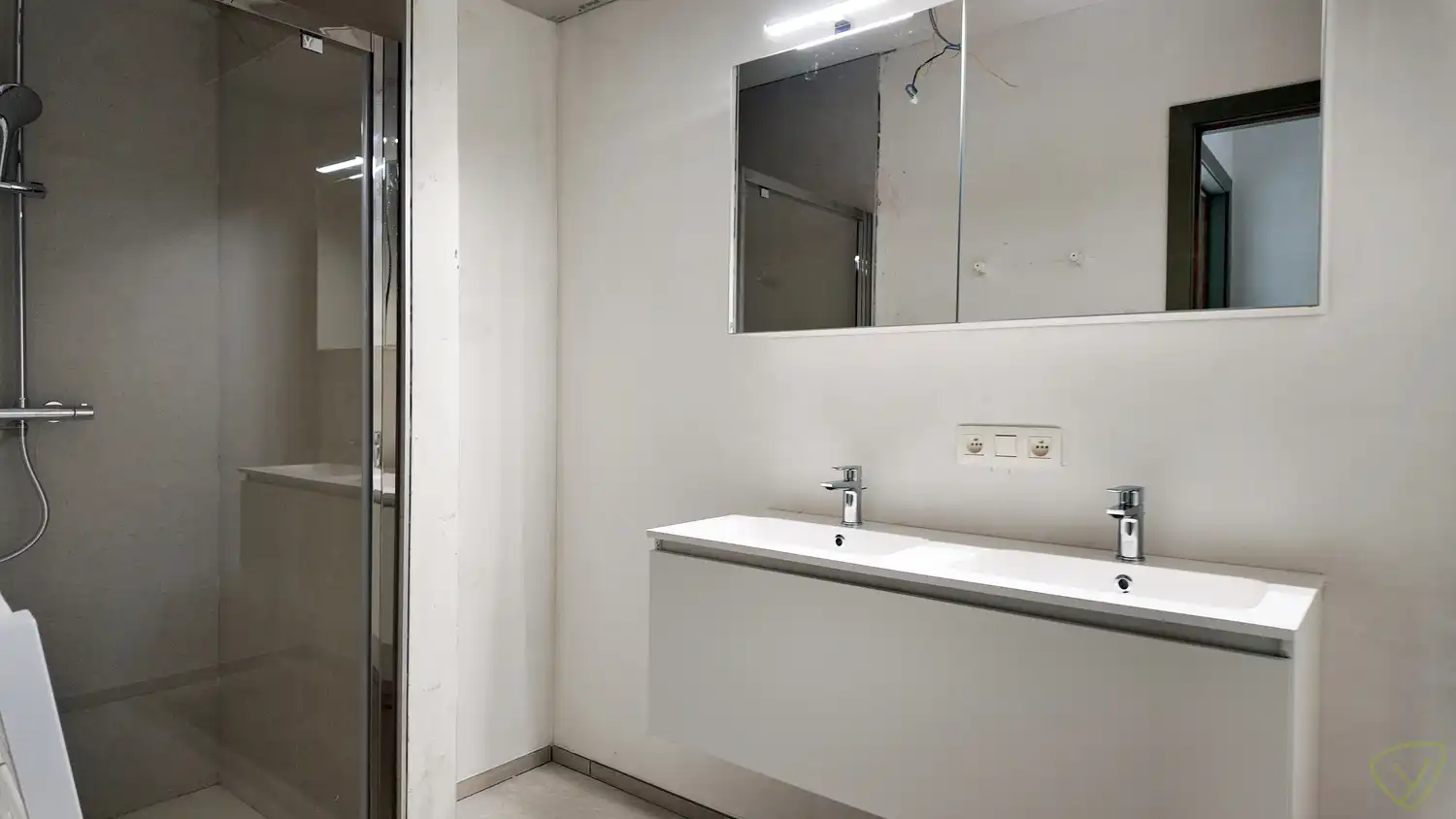Nieuwbouwappartement te huur in residentie "Klarenhof" te Eeklo foto 11