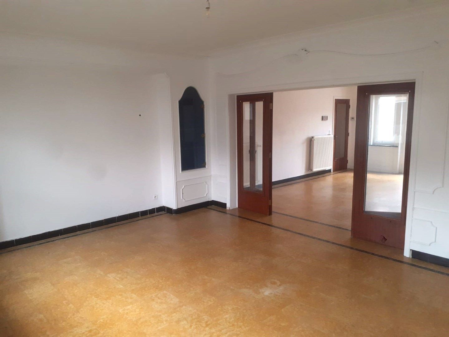 Zeer ruim gelijkvloers appartement met 3 slaapkamers / 2 badkamers & tuin - 175m² foto 3