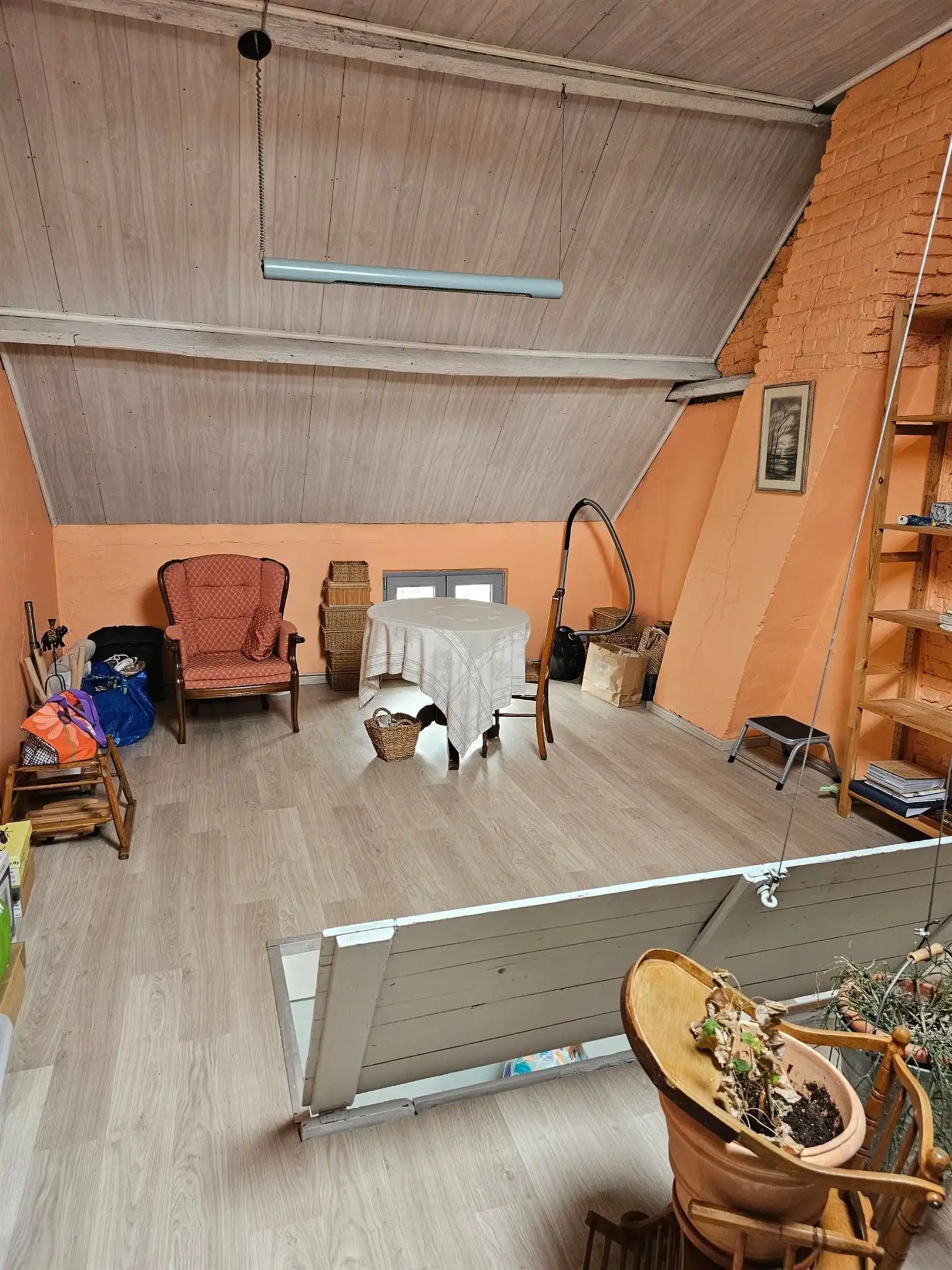 Rustig gelegen starters -of investeringswoning met zonnige koer en 3 slaapkamers. foto 14