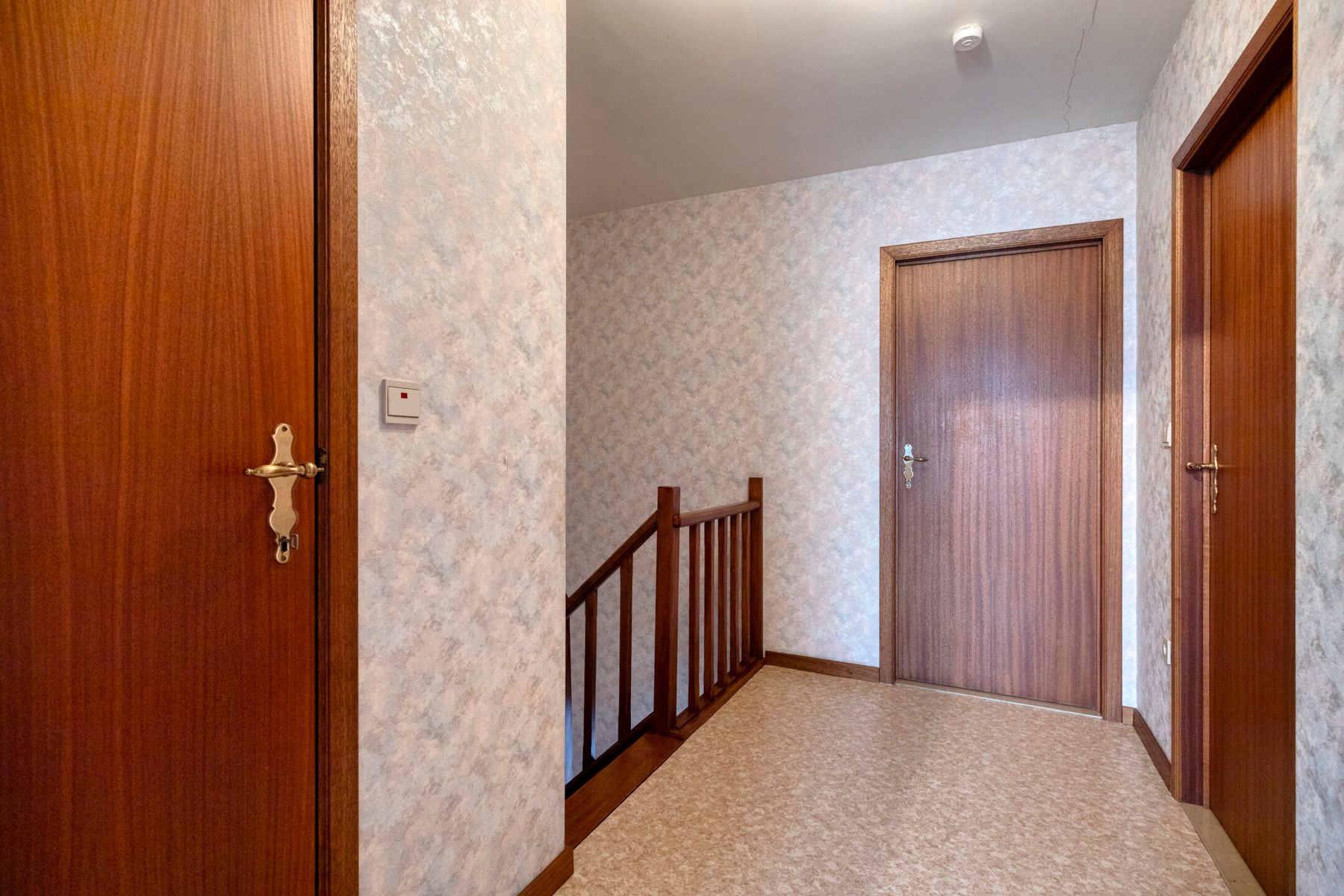 Instapklare woning met 3 slaapkamers en ruime tuin foto 11