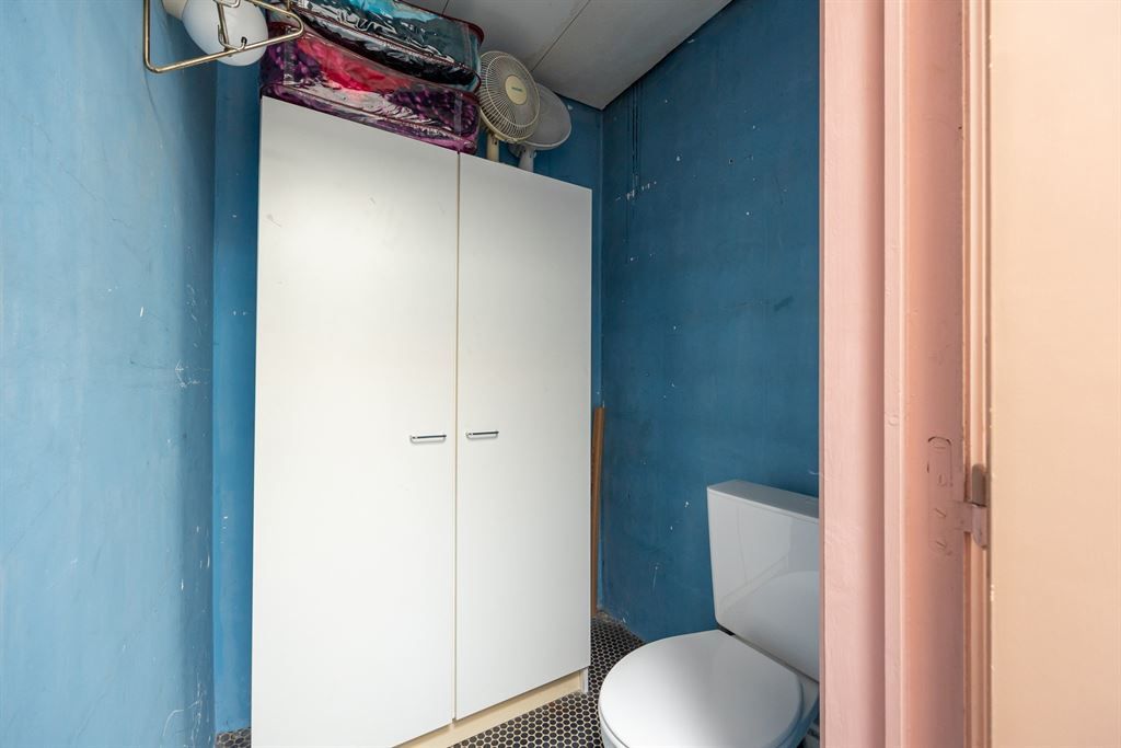 Op te frissen woning in rustige woonwijk! foto 17