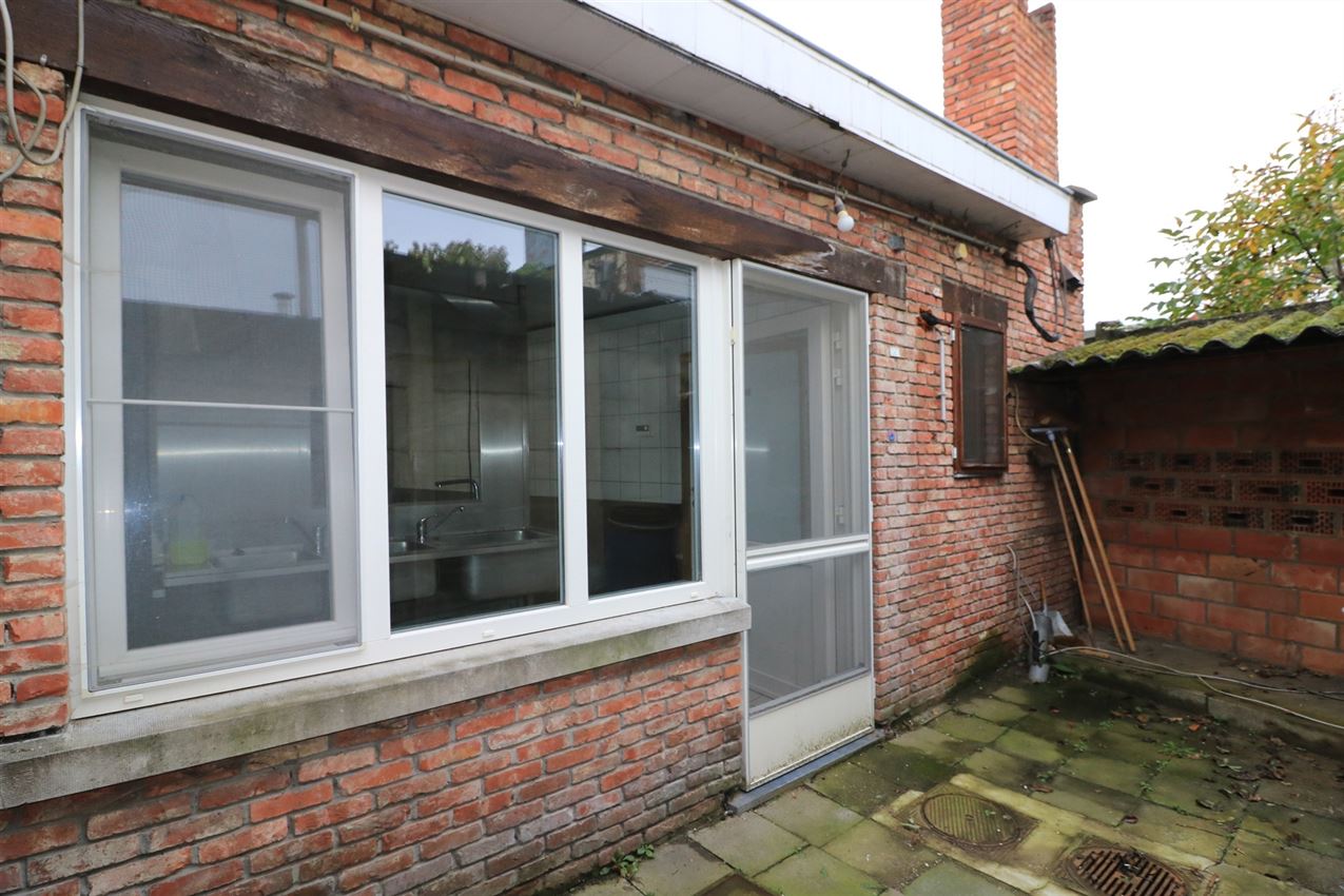 handelszaak met veel mogelijkheden in centrum foto 22