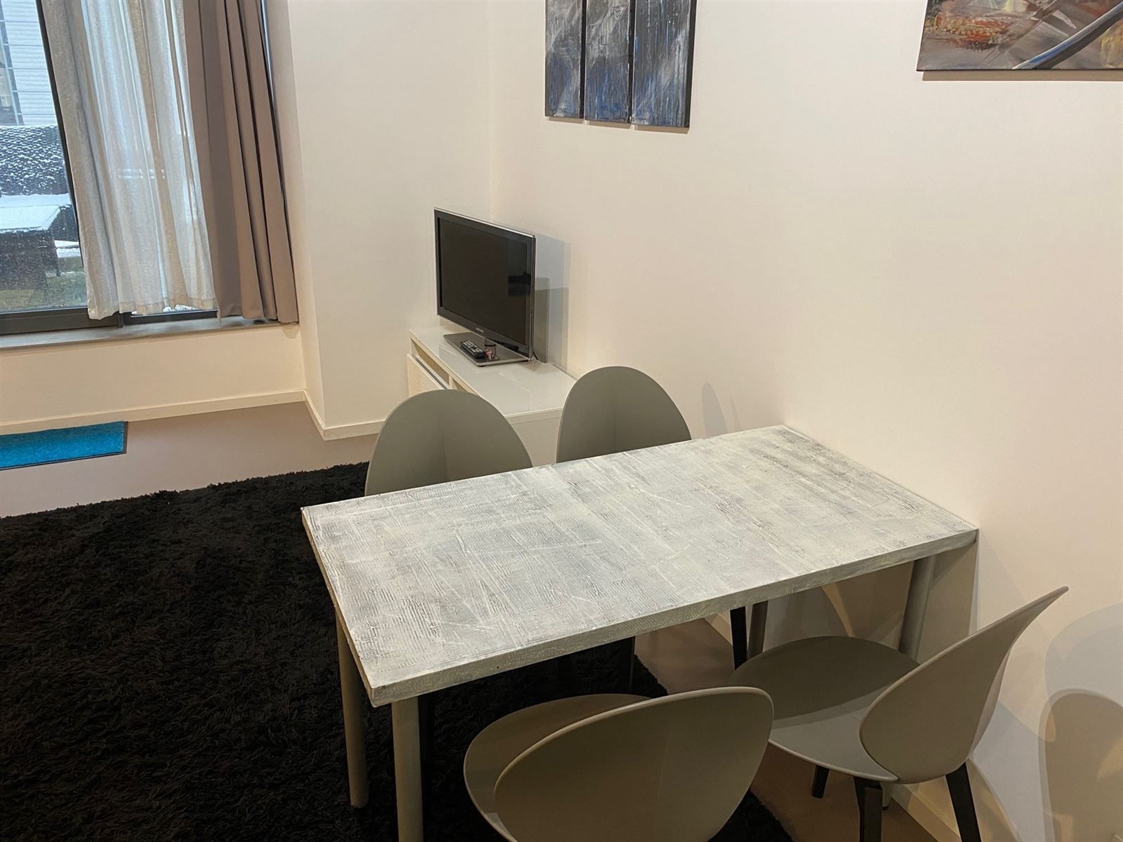 Studio met terras in recent gebouw. foto 7