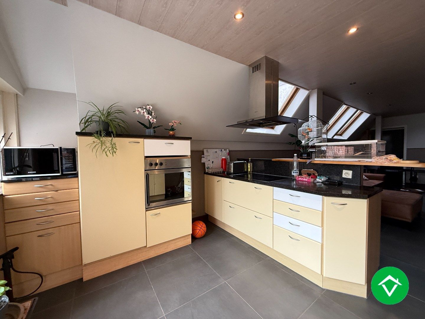Rijwoning met 3 slaapkamers en tuin te Izegem foto 7