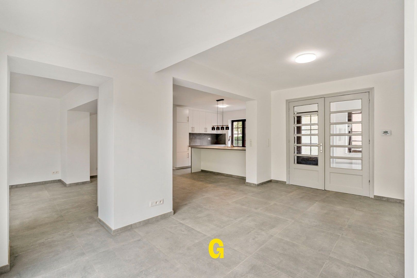 Vakkundig gerenoveerde woning met binnenkoer, tuin en bijgebouwen op 4a 62ca - EPC label B foto 8