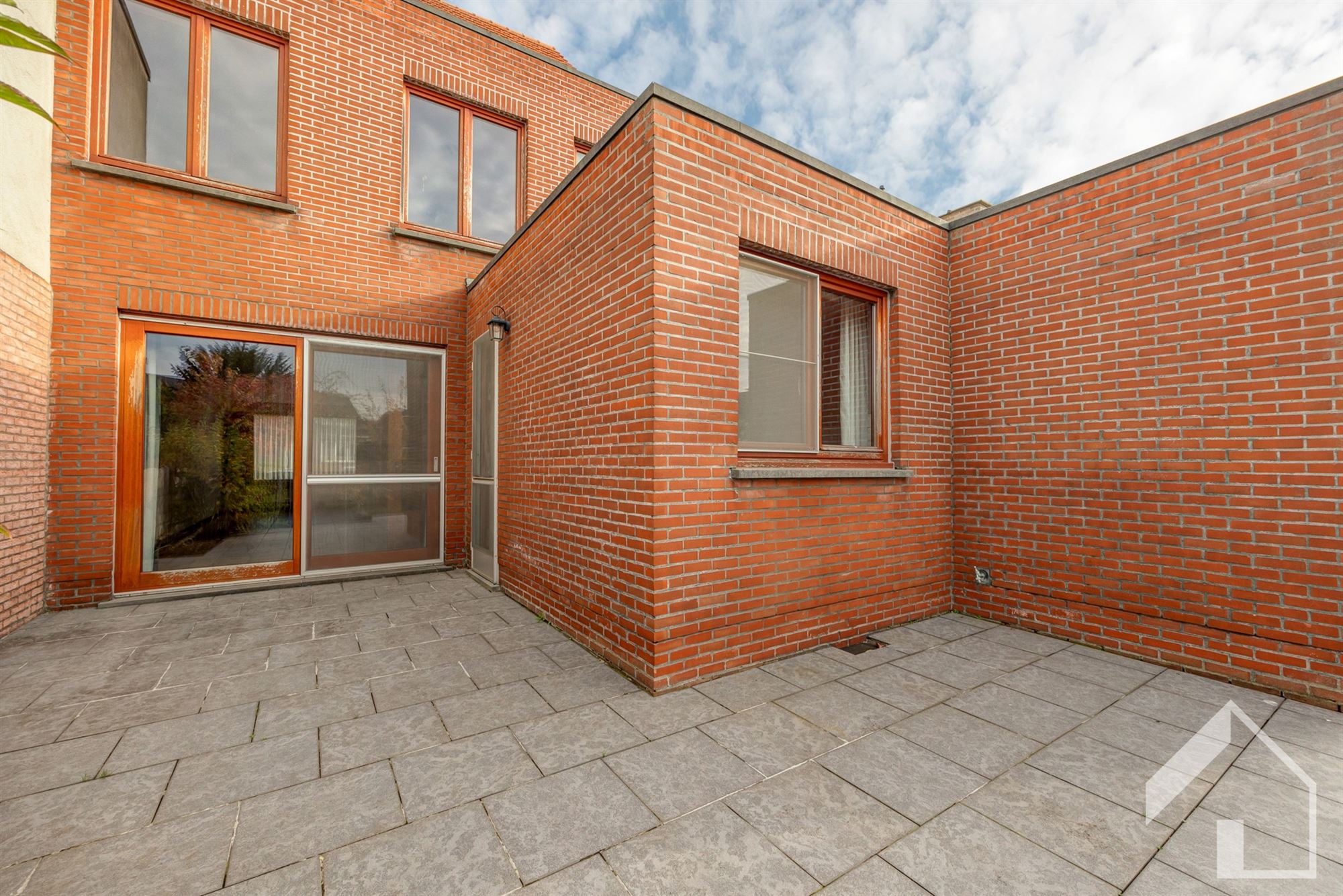 Deels te renoveren woning foto 20