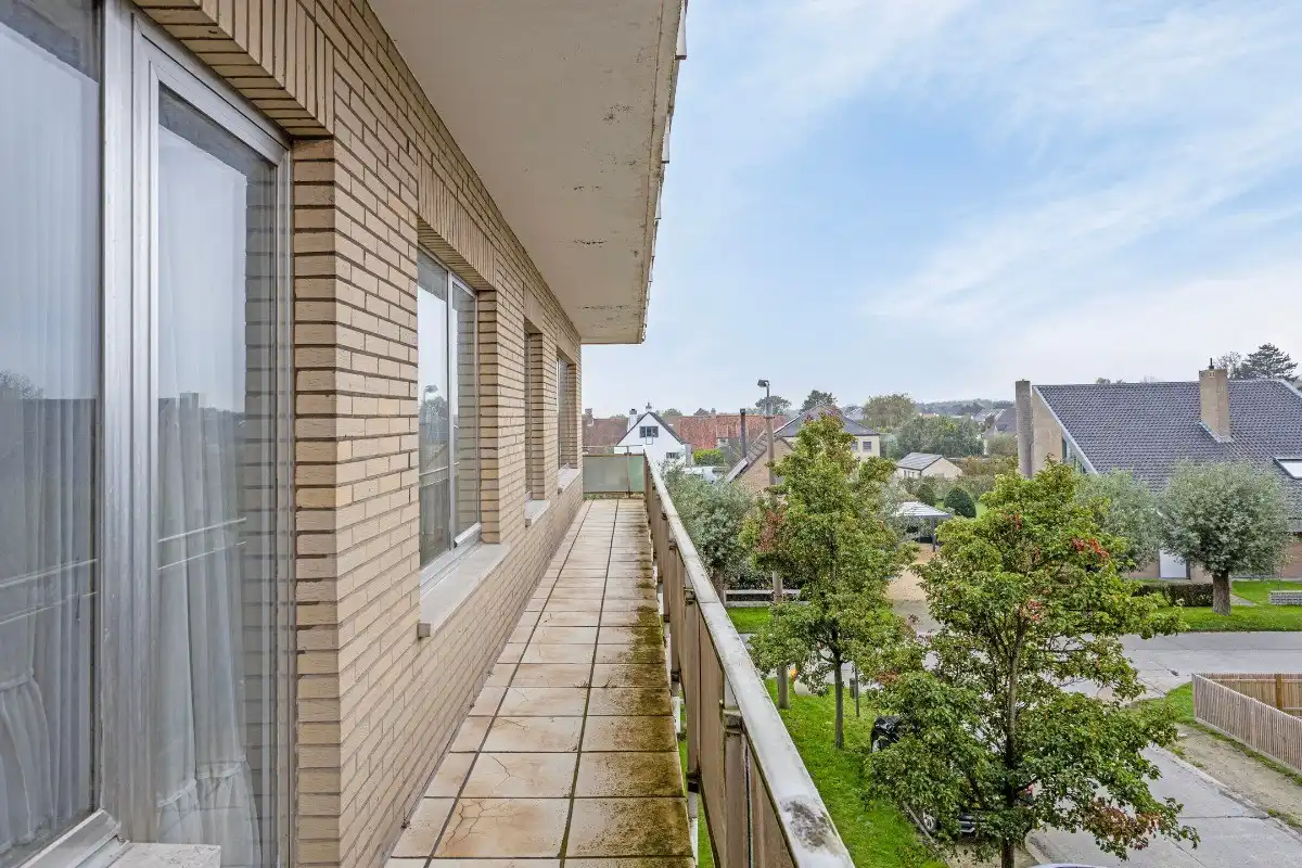 Te renoveren appartement met panoramisch terras en privéparking. foto 15