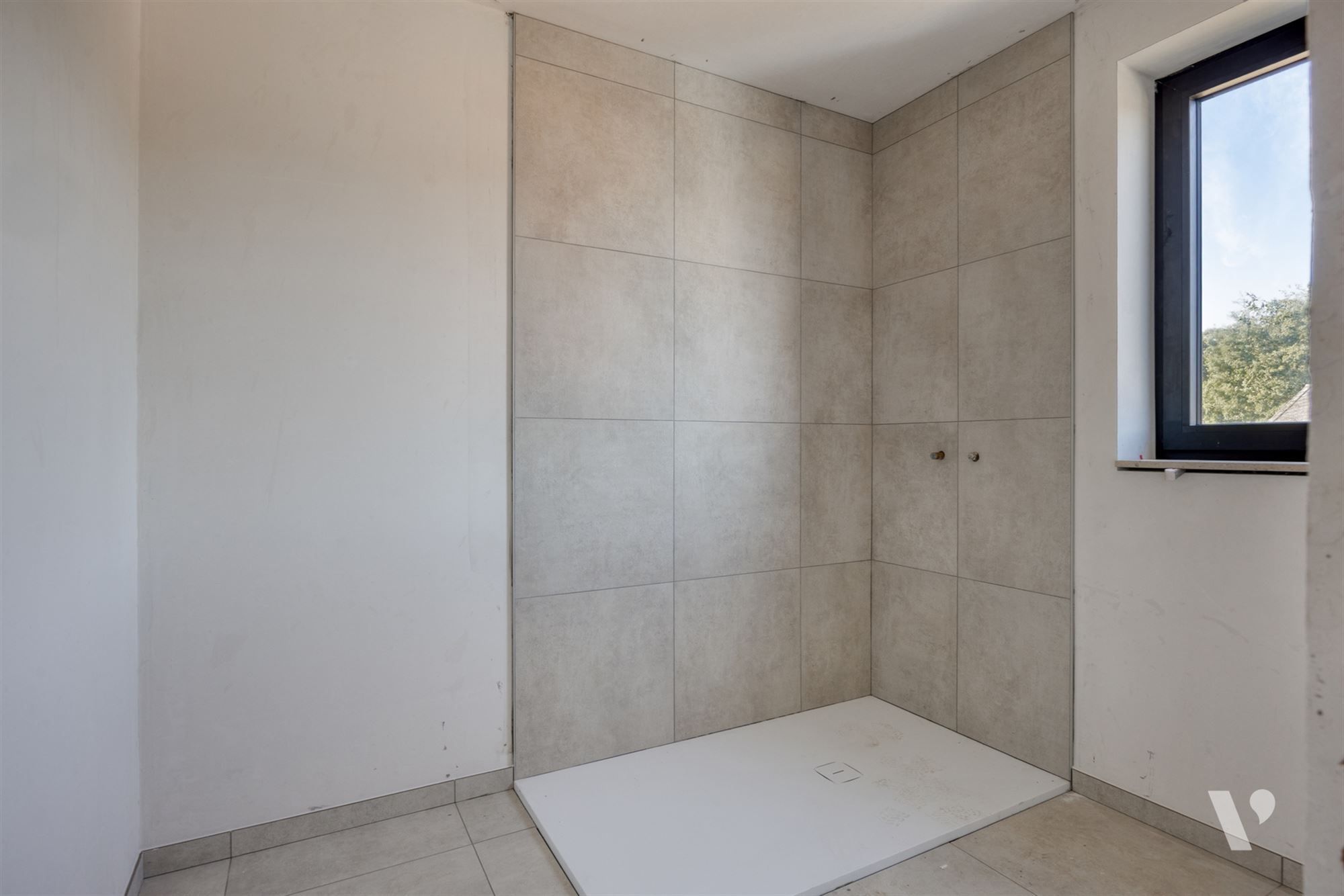 Nieuwbouwwoning in rustige omgeving foto 21