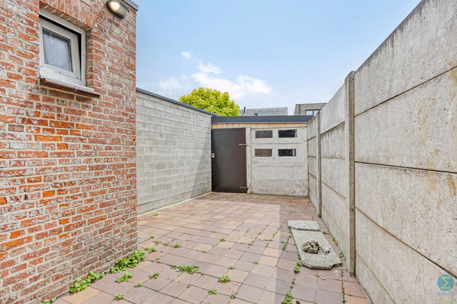 Te renoveren woning in centrum Arendonk. foto 9