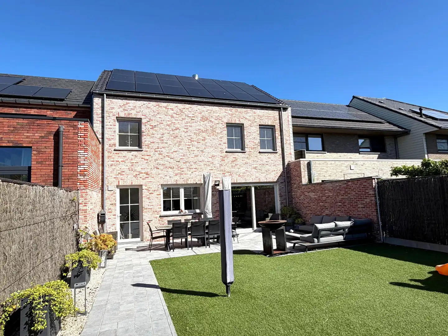 Prachtige woning met 3 slaapkamers, zonnepanelen en thuisbatterijen op rustige ligging! foto 26
