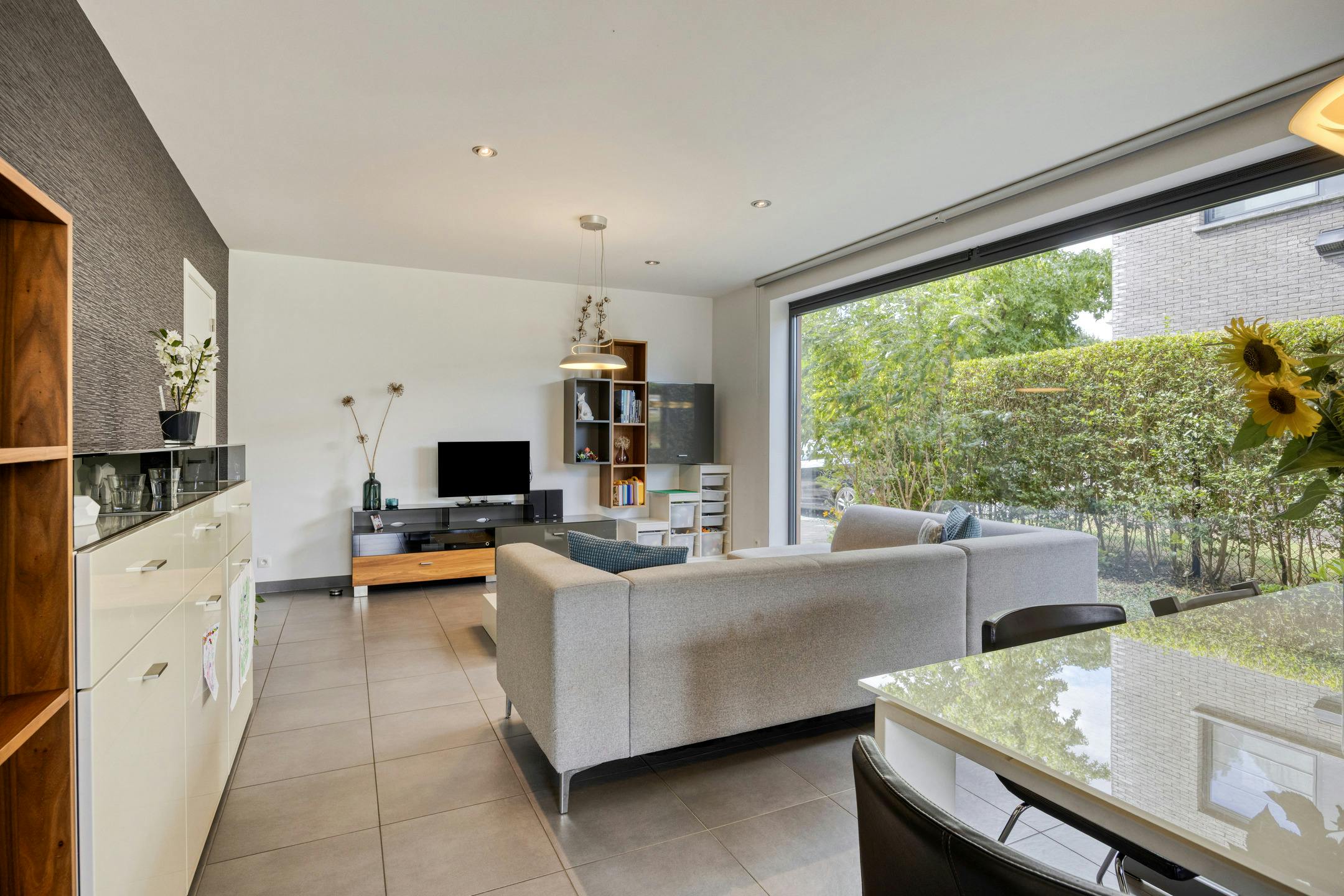 Instapklaar huis met 4 slaapkamers te koop in Gooreind! foto 9