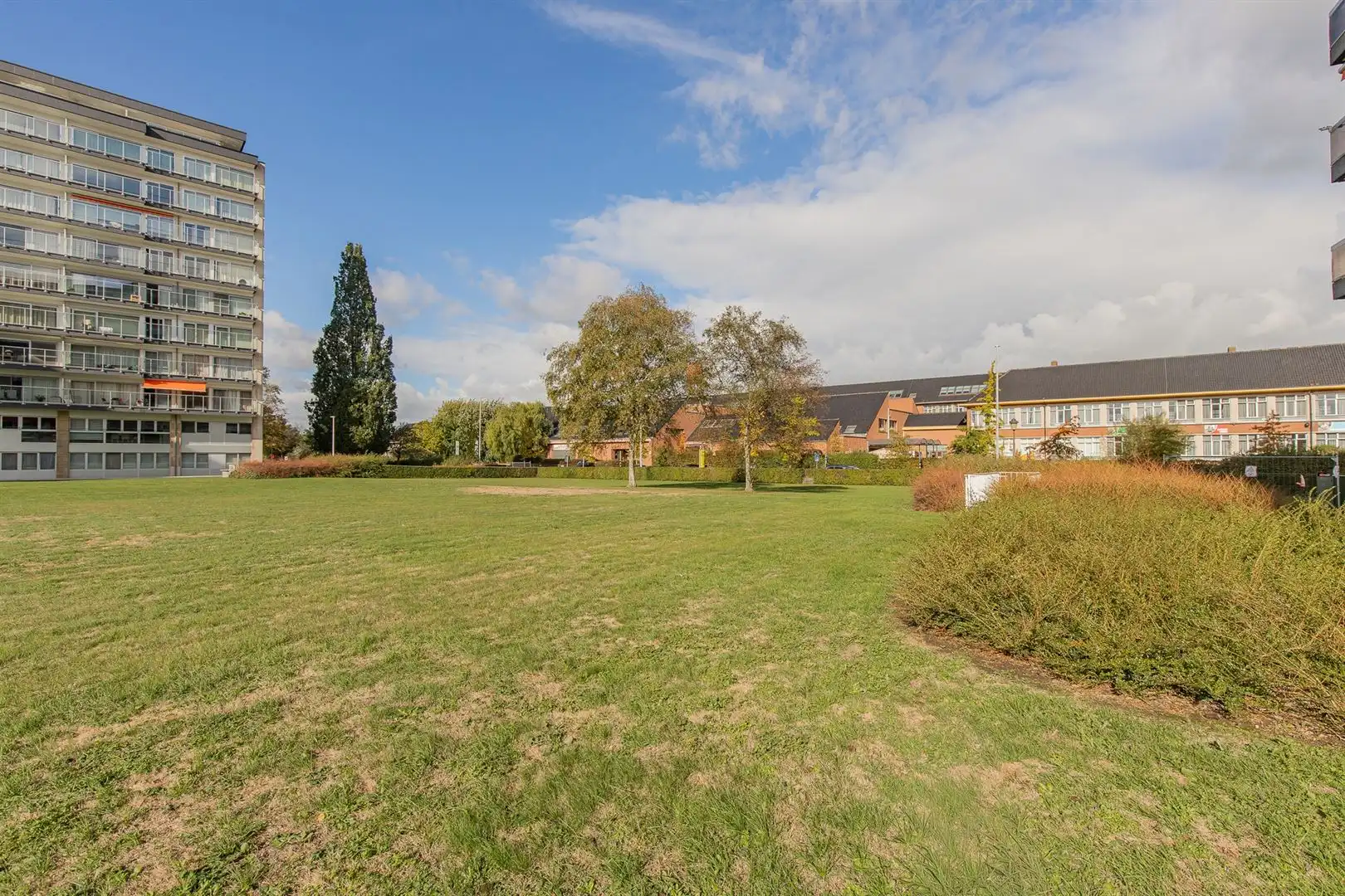 Veelzijdig handelspand met bovenliggend appartement (126m²) in centrum Dendermonde foto 22