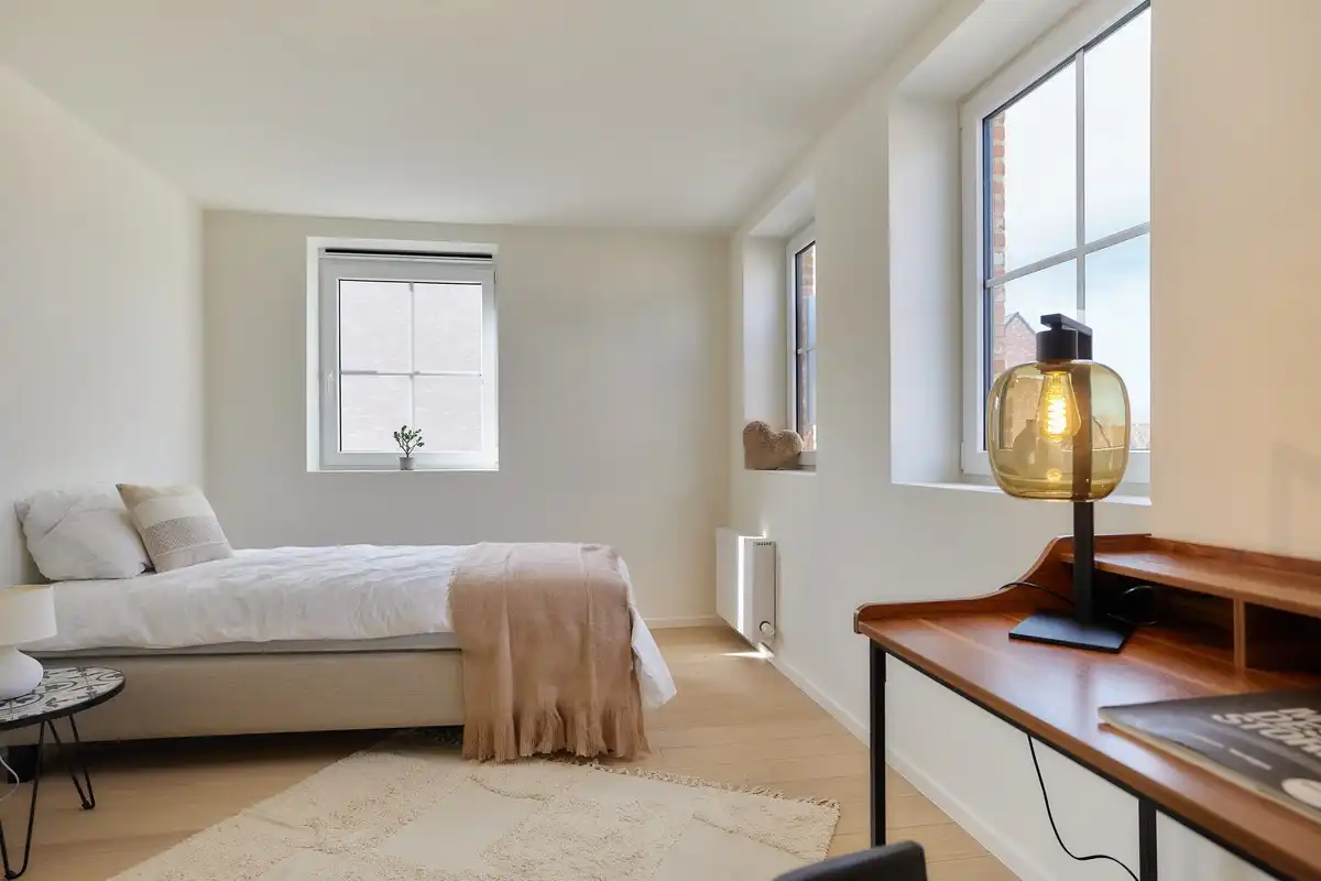 Alleenstaande woning met zuidgerichte tuin en 4 slaapkamers foto 8