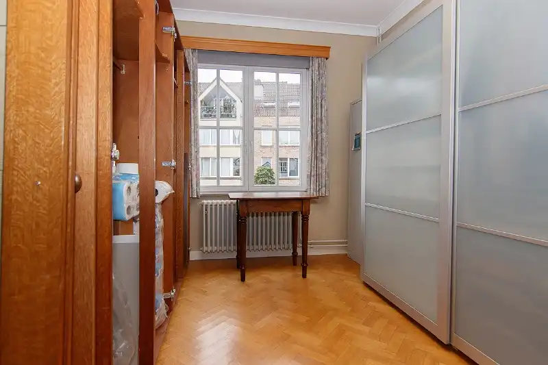 AUTHENTIEKE VILLA IN RESIDENTIËLE OMGEVING, KARAKTERVOL WONEN AAN DE STADSRAND foto 16