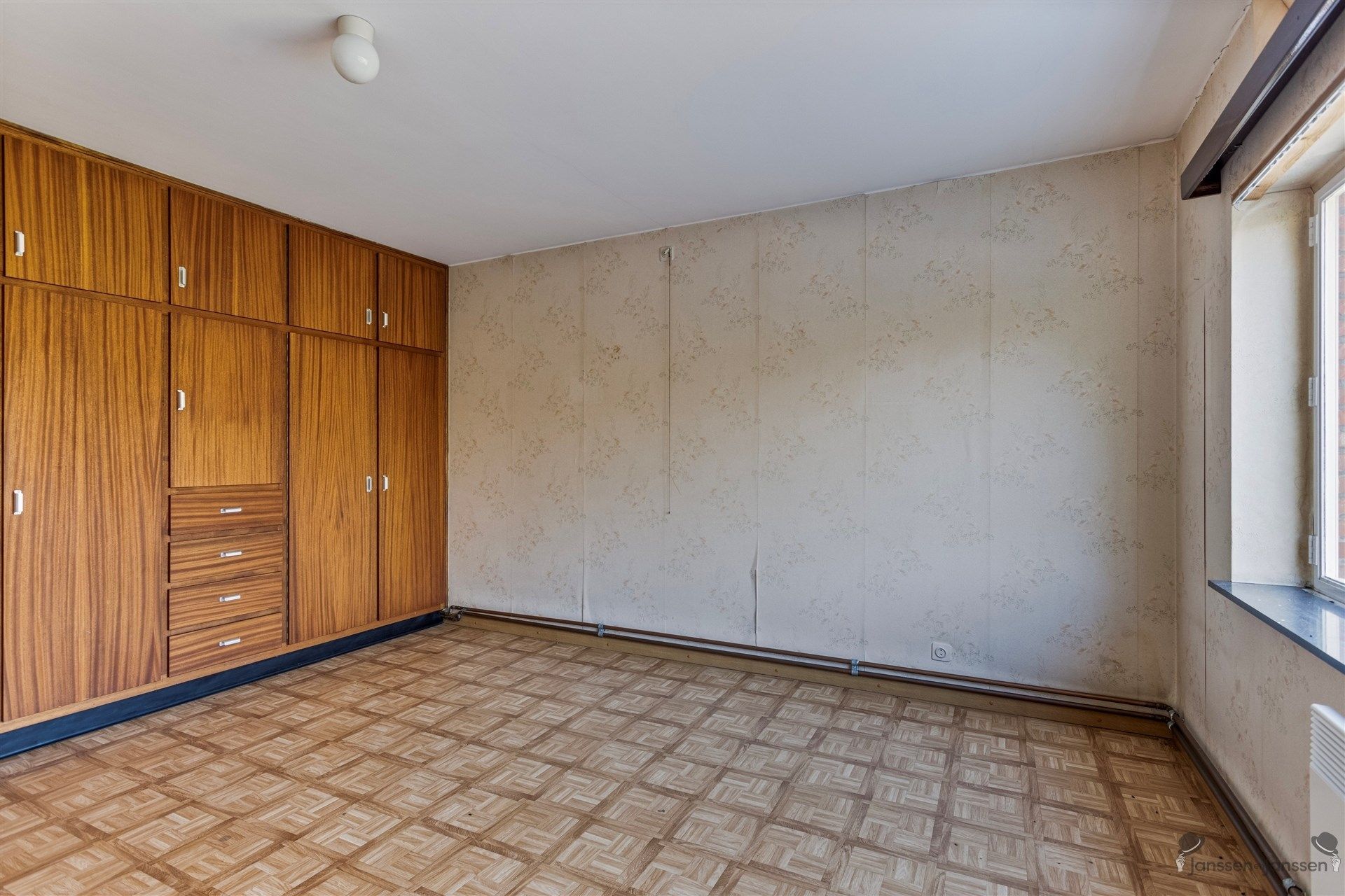 Karaktervolle woning met veel potentieel in het groene Sterrebos!  foto 20
