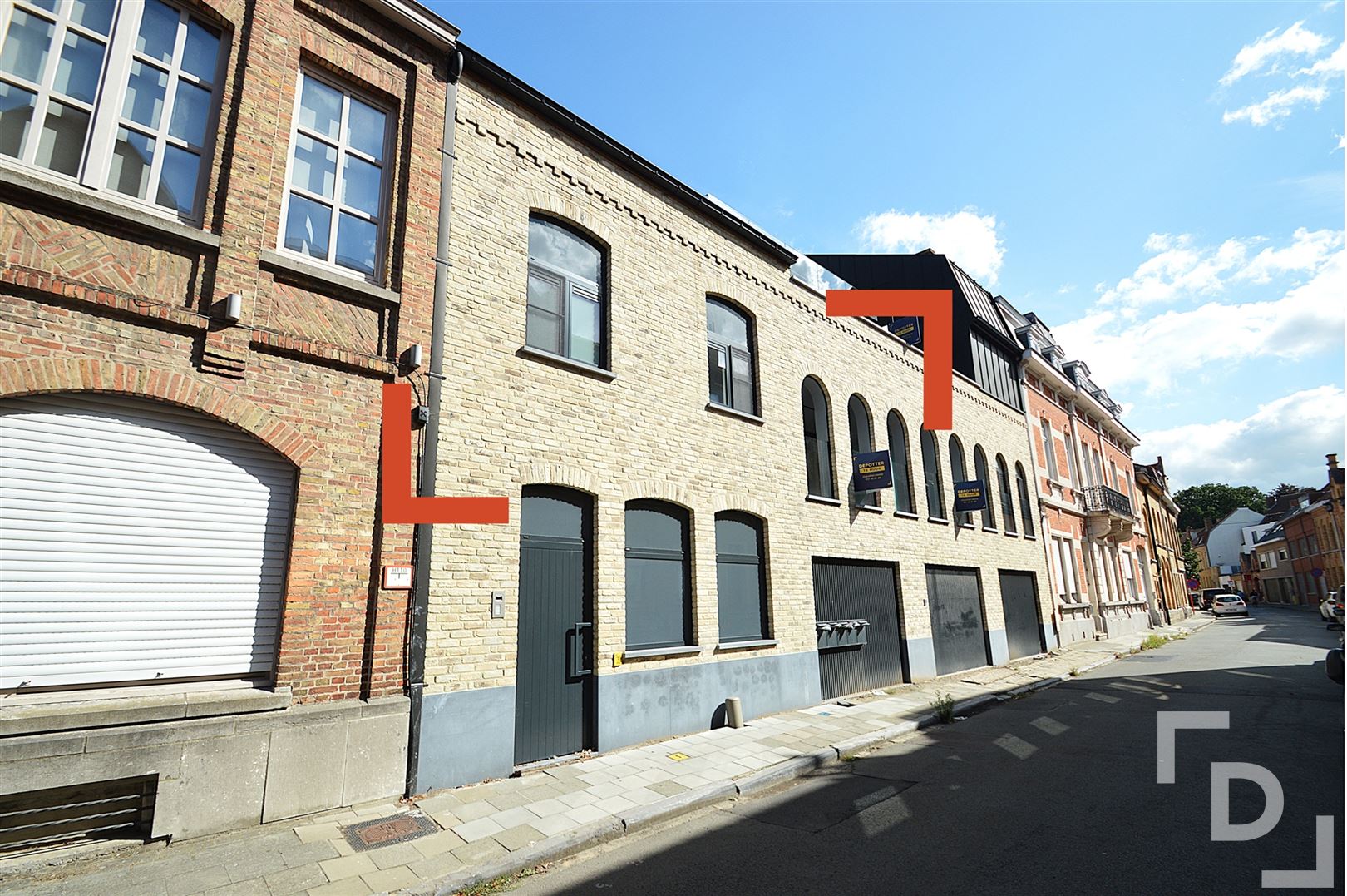 Nieuwbouwappartement van hoogwaardige afwerking met staanplaats te huur in centrum Ieper foto 17