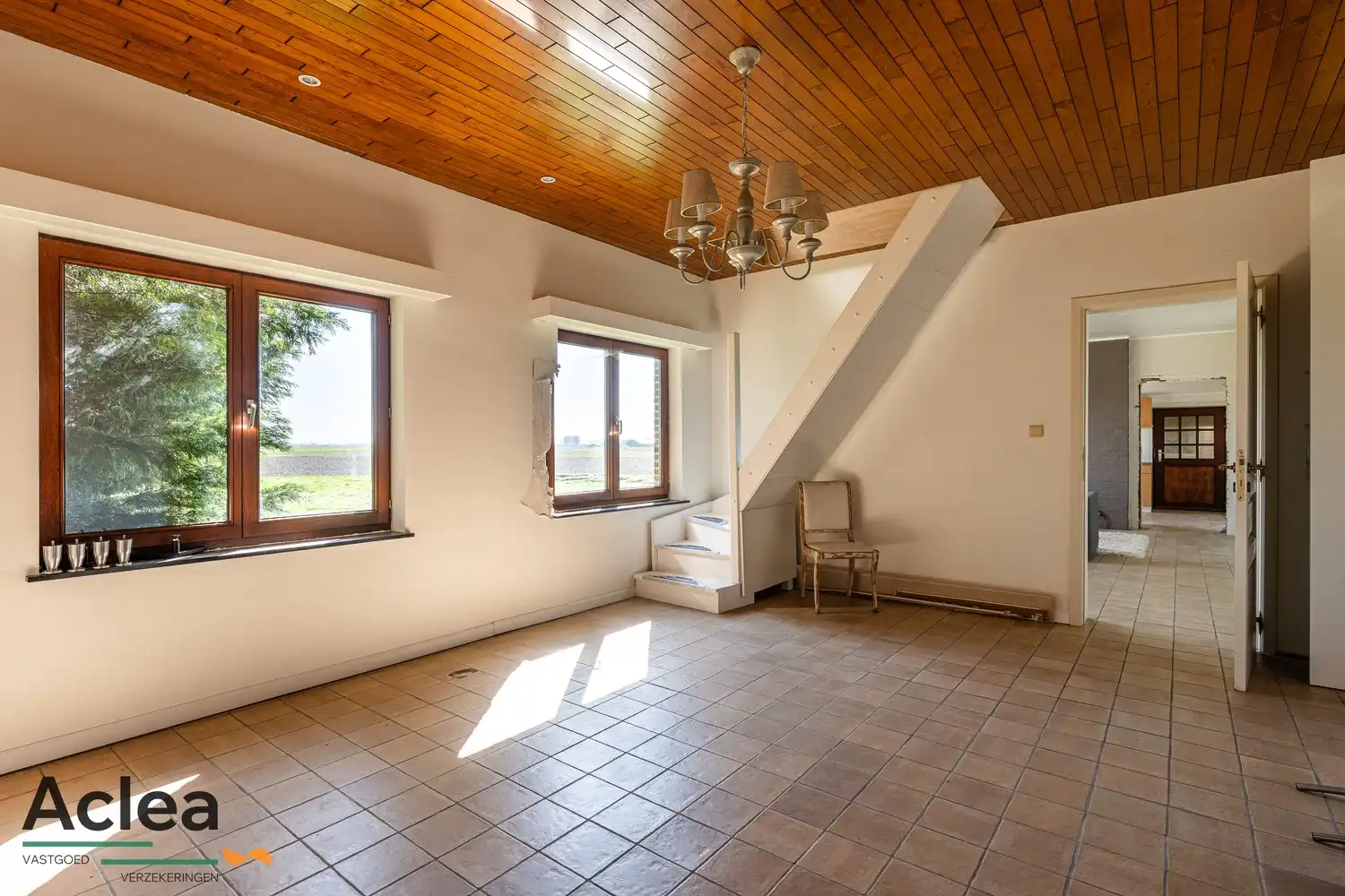 Dijkwoning met prachtig vergezicht foto 12