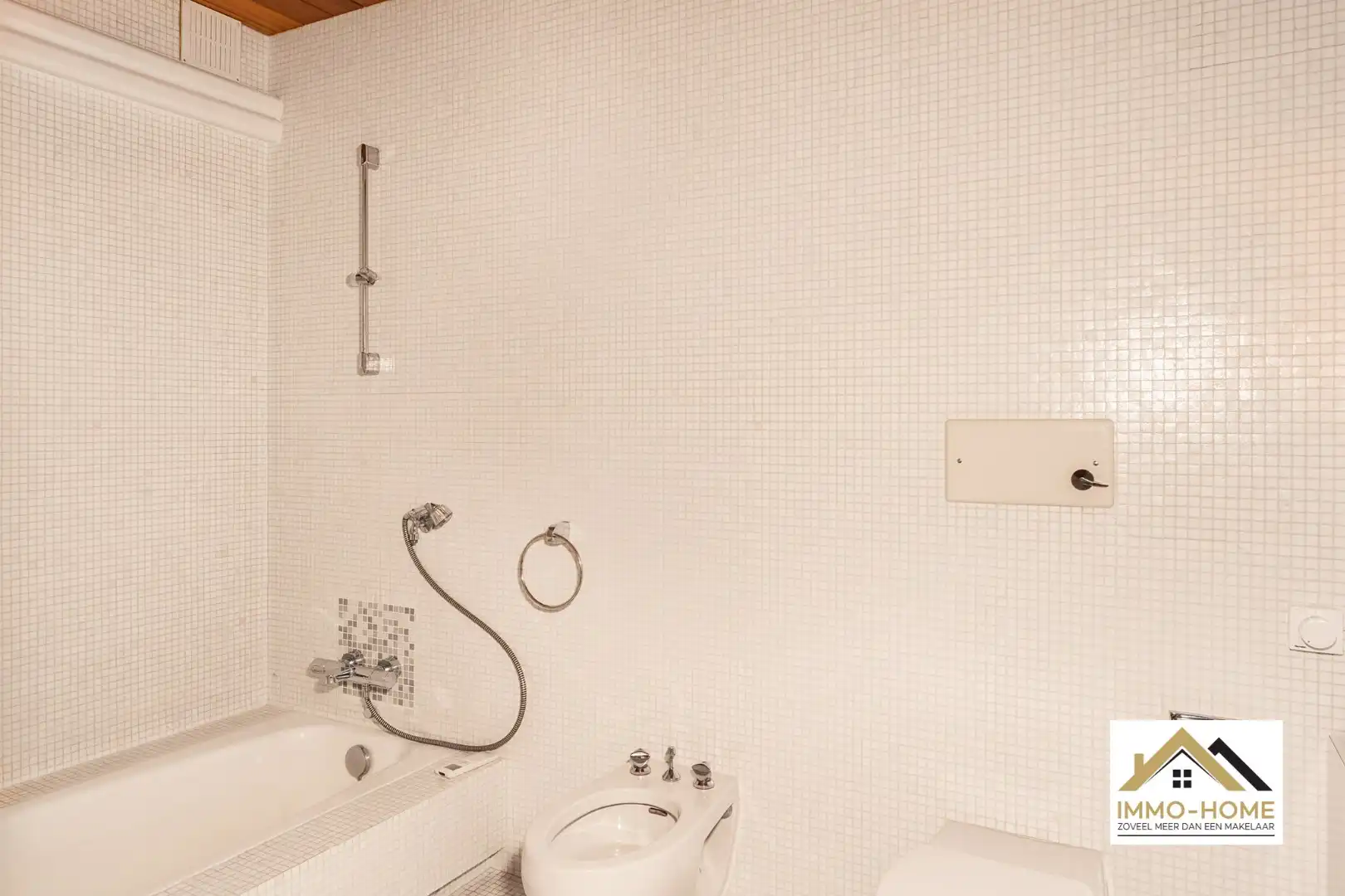 Riante villa in een rustige omgeving te Merelbeke!  foto 24