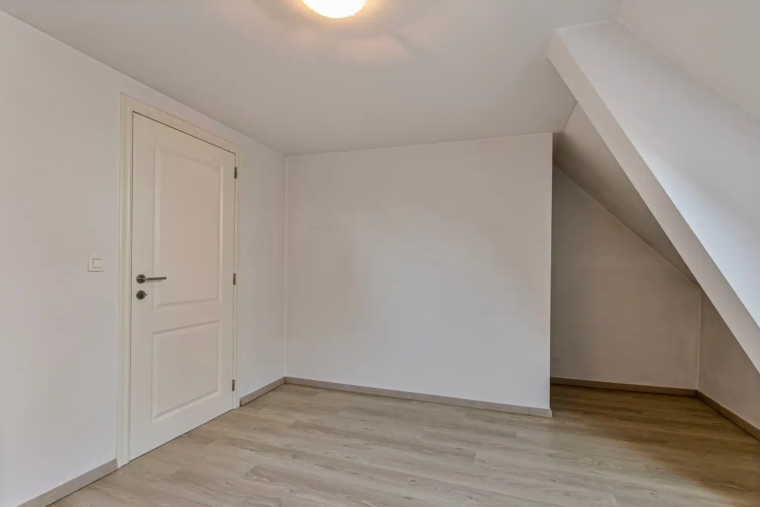 WONING MET ZEER GEZELLIGE TUIN TE LEUVEN! foto 27